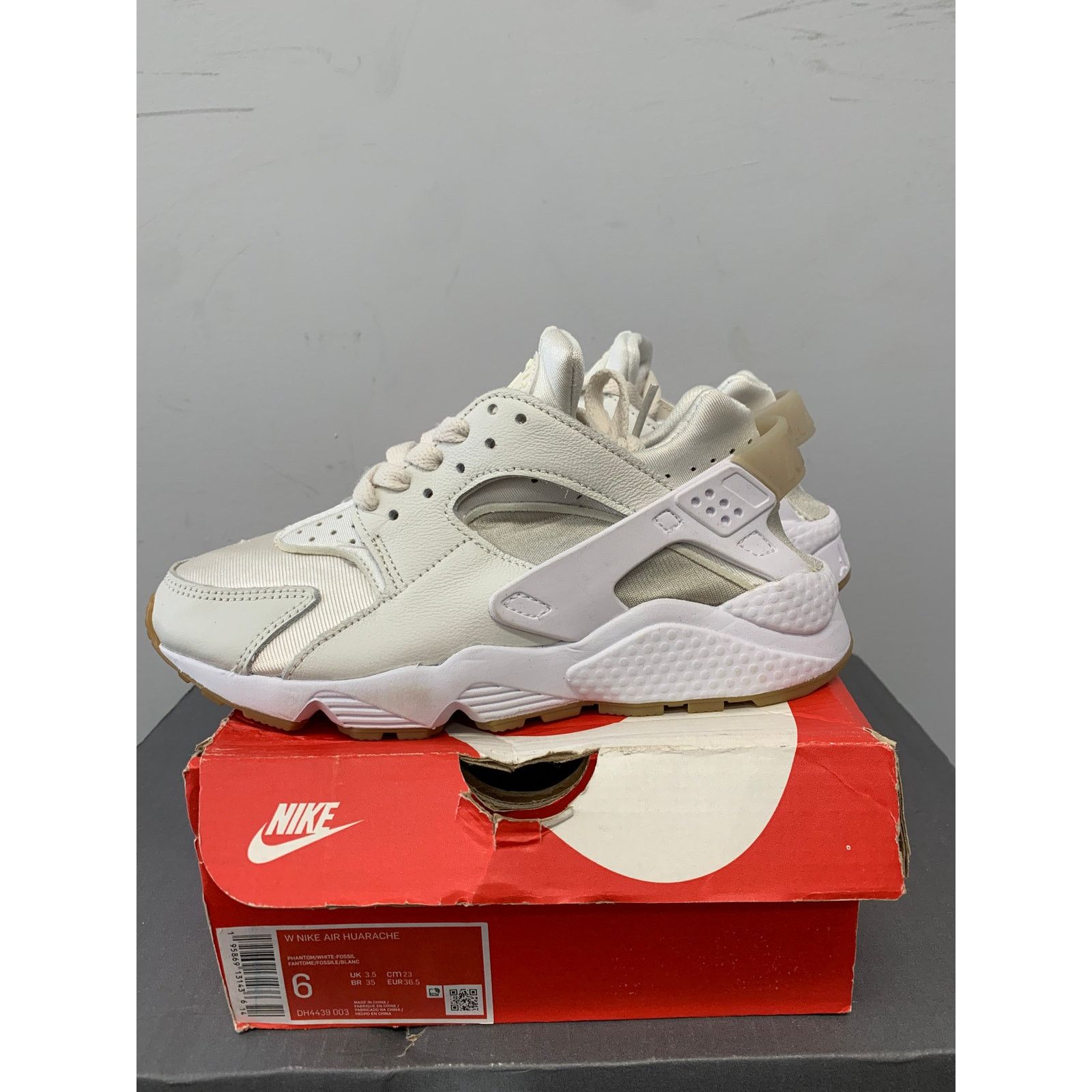 Nike Nike Air Huarache Phantom Fossil Gum Women's Size 6 NEW Size US 6 / IT 36 - 4 Thumbnail