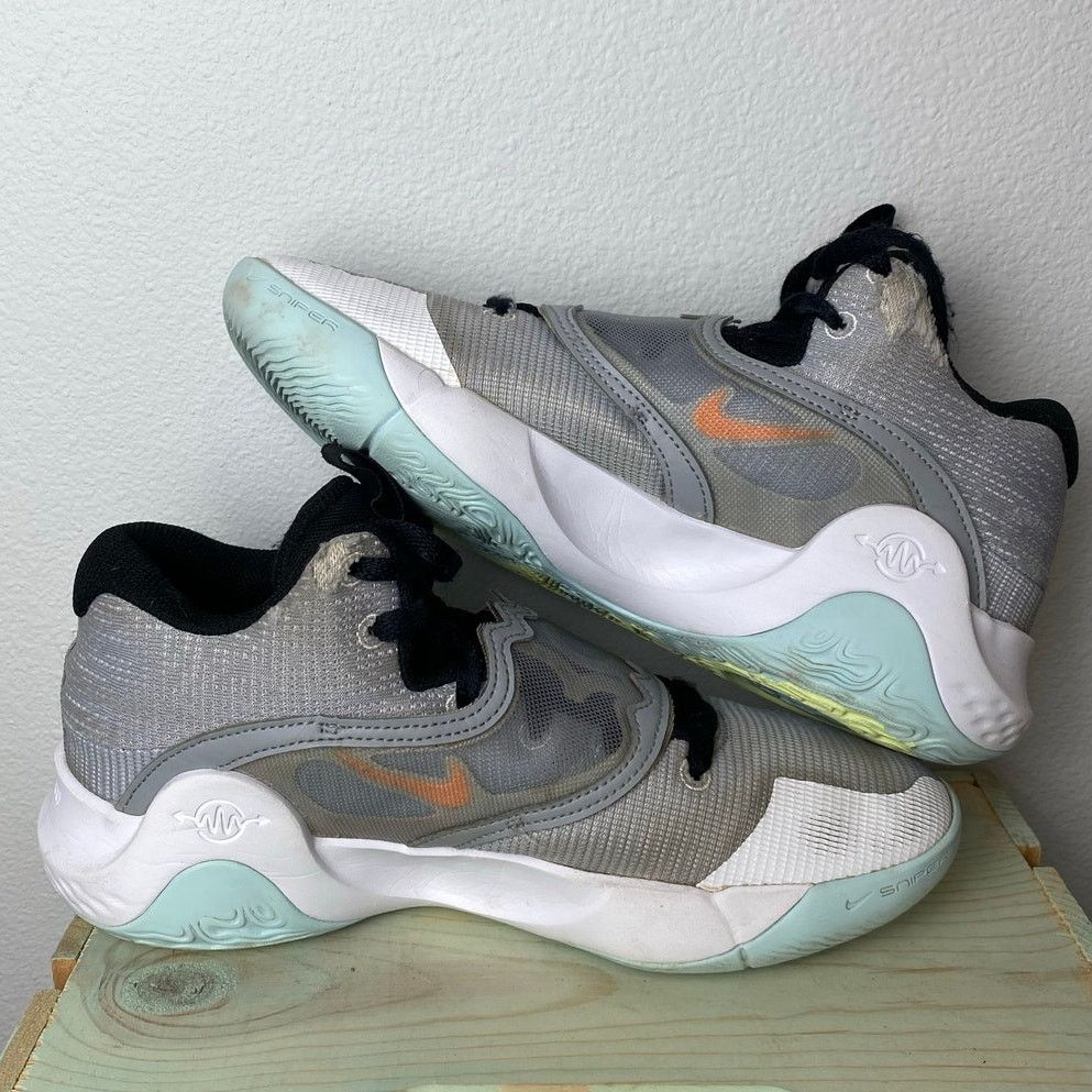 Nike Nike KD Trey 5 Men Sz 8, Wolf Gray Basketball Shoes Size US 8 / EU 41 - 5 Thumbnail