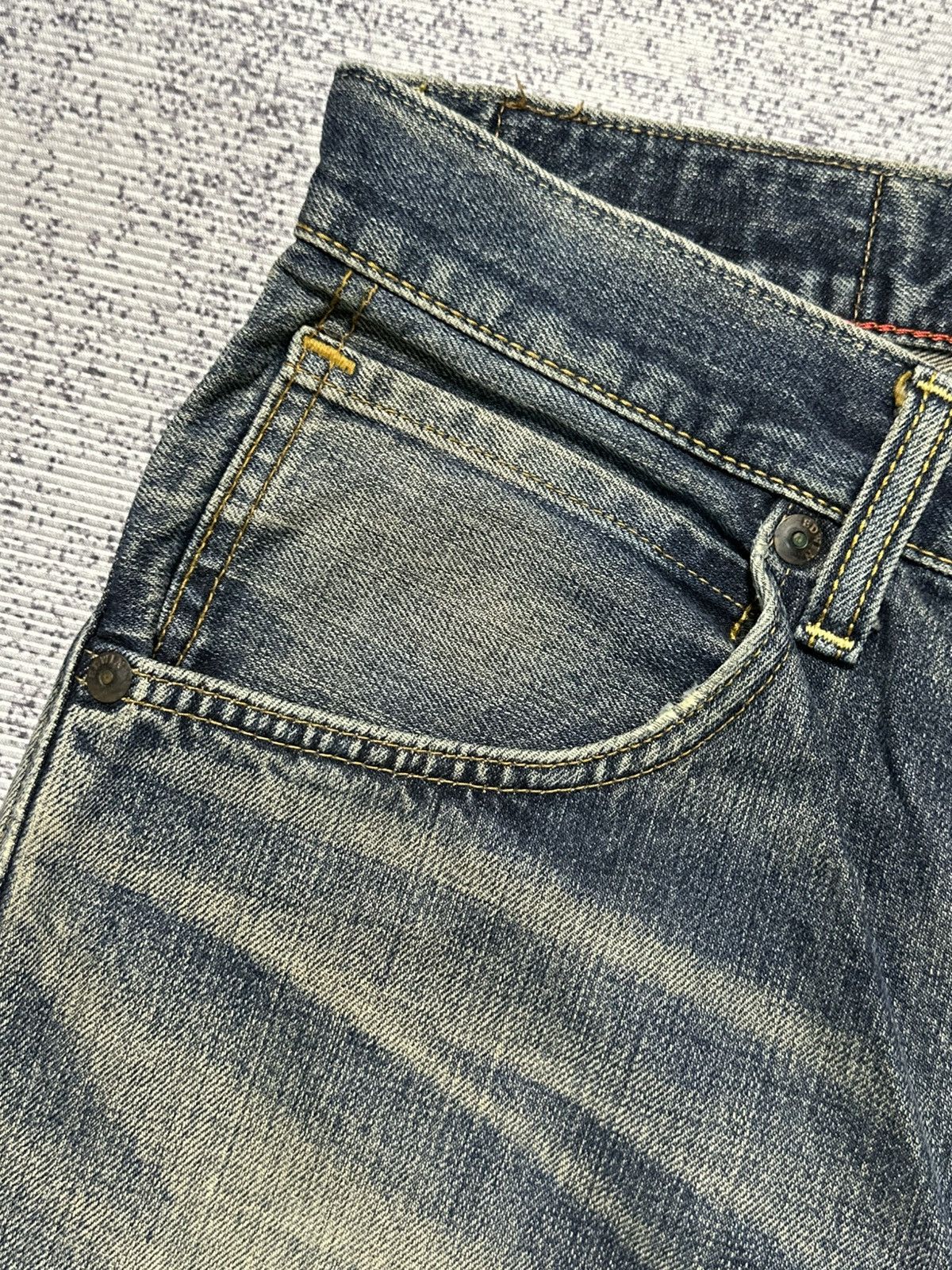 Undercover × Uniqlo 2000s Edwin Mud Washed Denim 405 Size US 33 - 8 Thumbnail