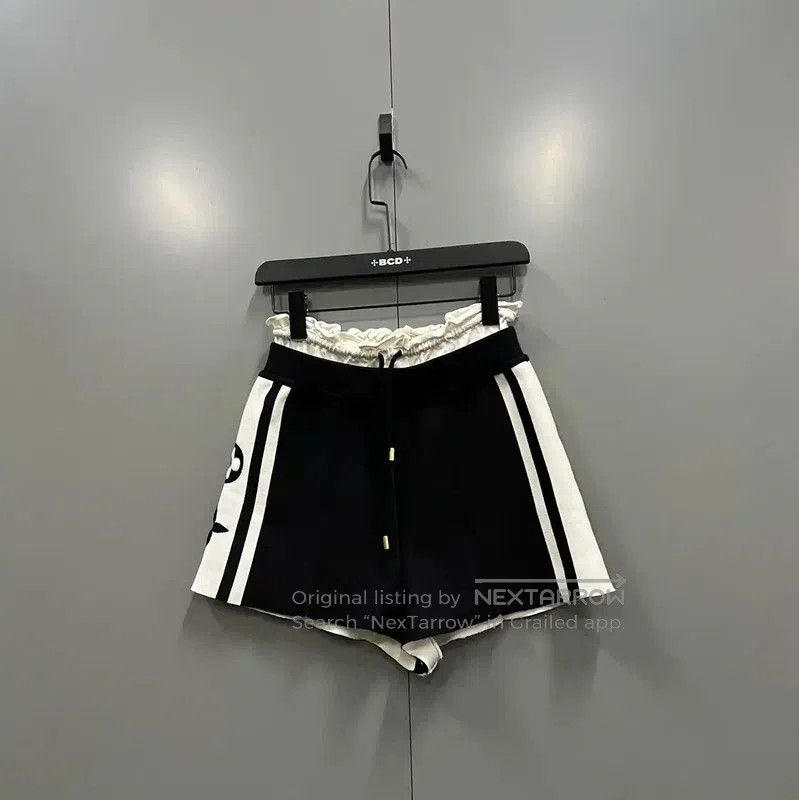 Louis Vuitton Louis Vuitton Black Cotton Summer Shorts . Size 28" / US 6 / IT 42 - 1 Thumbnail