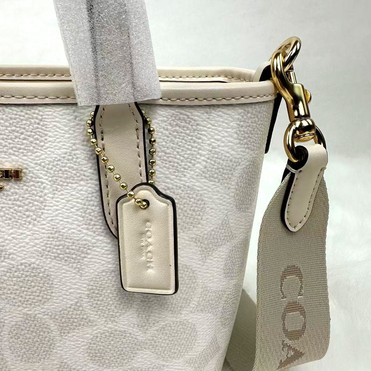 Coach Coach Mini City Tote Bag Crossbody Shoulder Sig Canvas NWT Size ONE SIZE - 6 Thumbnail