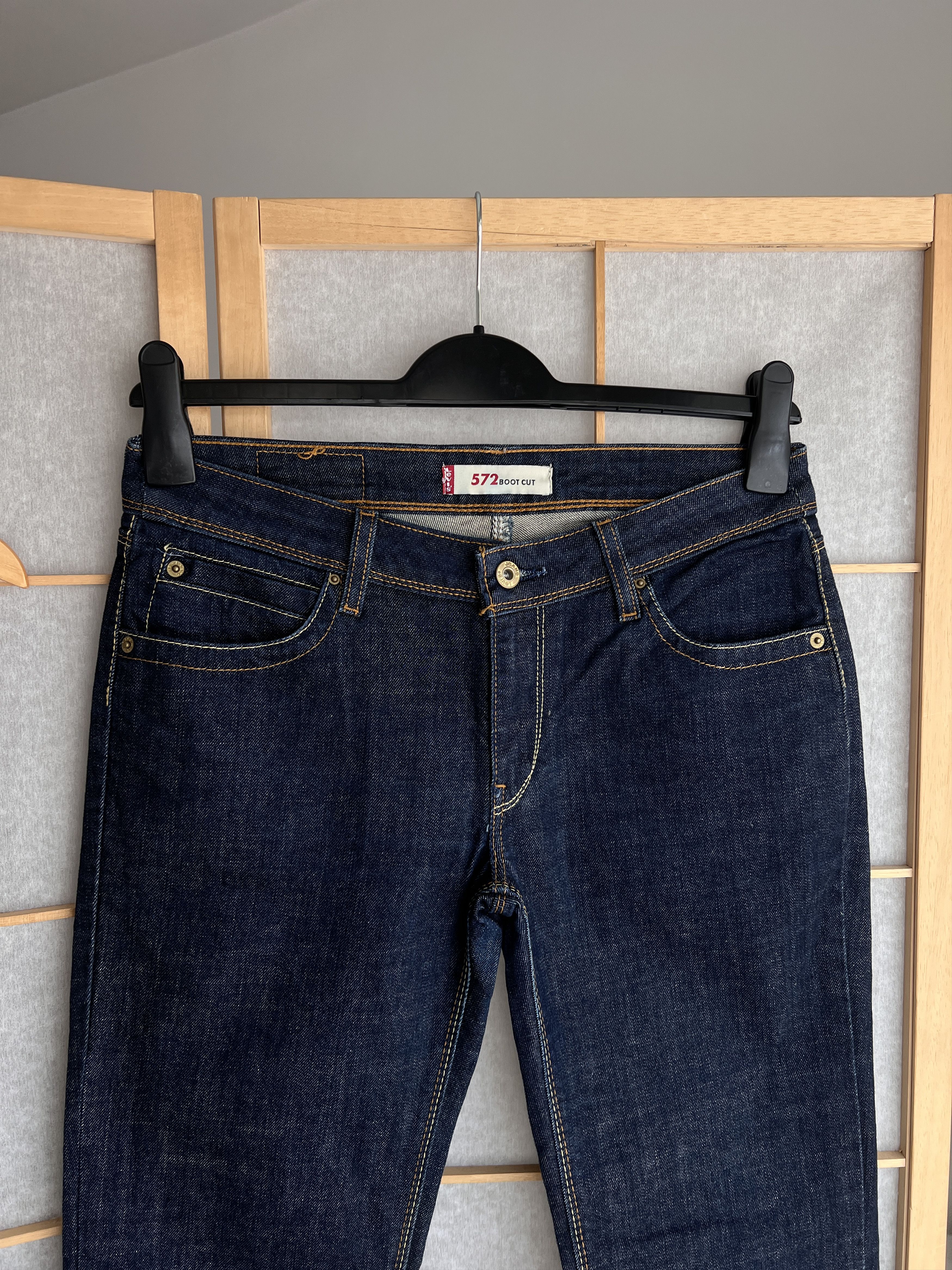 Levi's Vintage Clothing Levis 572 Low rise boot cut flared denim jeans y2k pants 00s Size US 31 - 8 Thumbnail