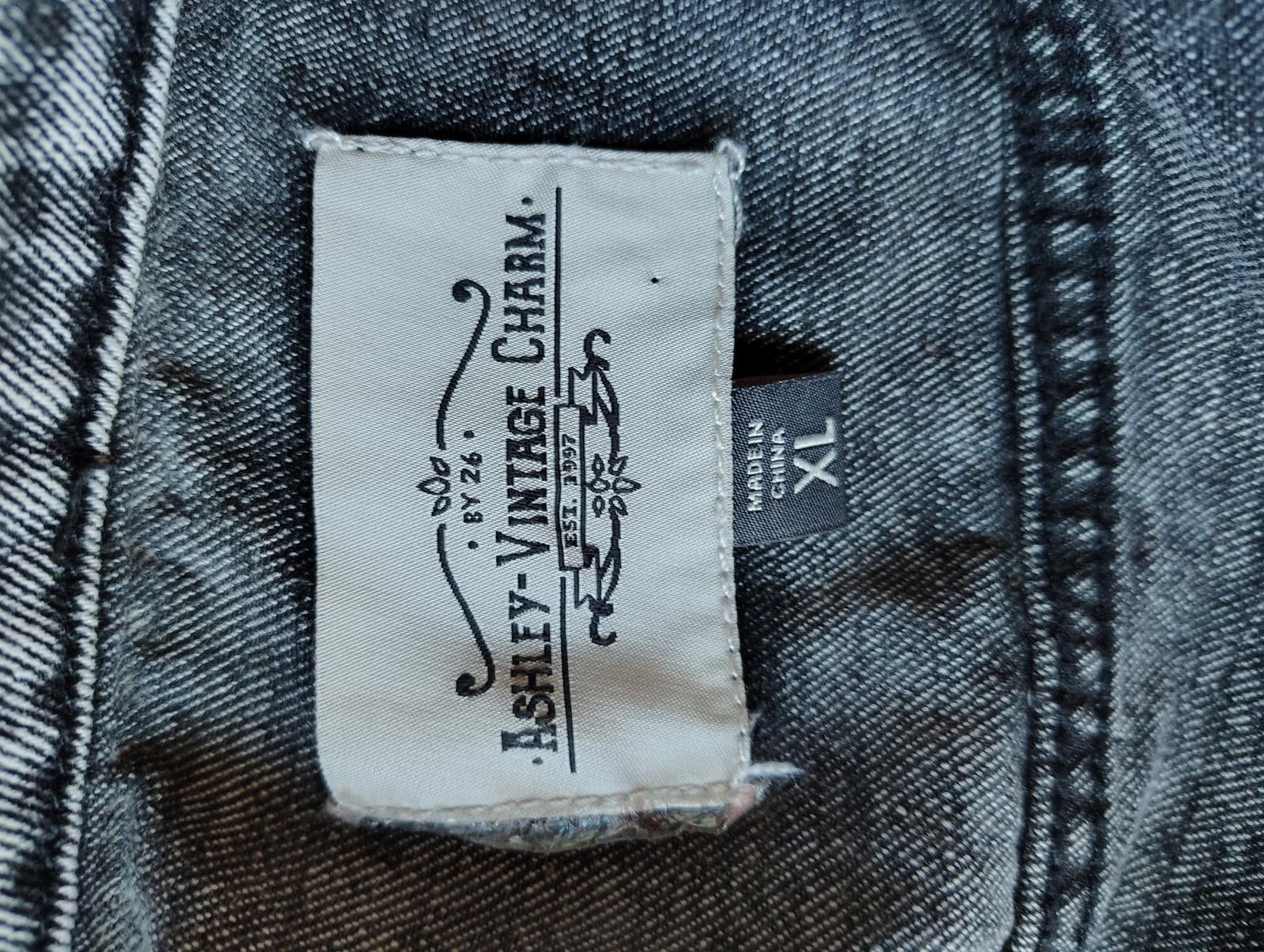 Designer Ashley Vintage Charm Grey Gray Denim Jacket - XL Size ONE SIZE - 4 Thumbnail