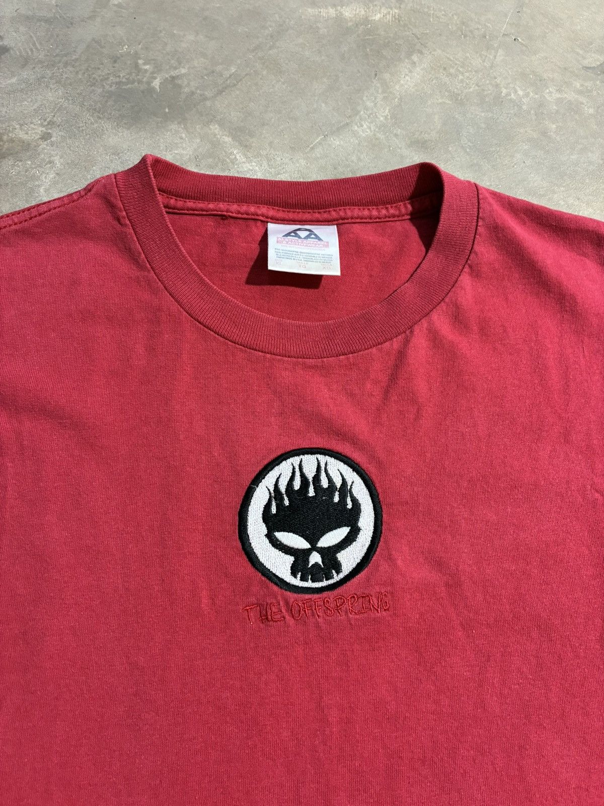 Alstyle The Offspring Flaming Skull Embroidered T Shirt Red XL Size US XL / EU 56 / 4 - 14 Thumbnail