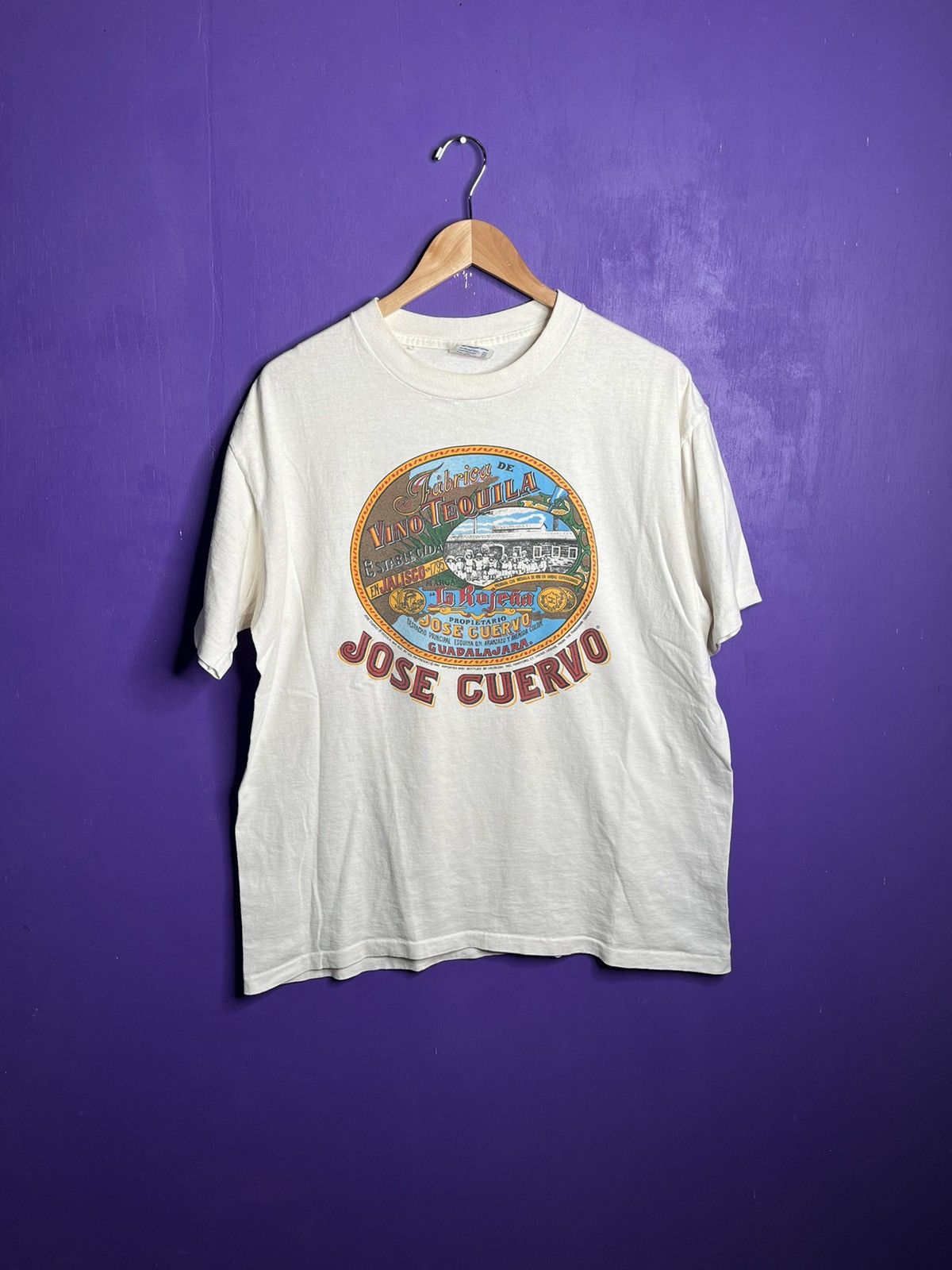 Vintage Vintage 1991 Jose Cuervo tequila logo t-shirt Size US XL / EU 56 / 4 - 1 Thumbnail