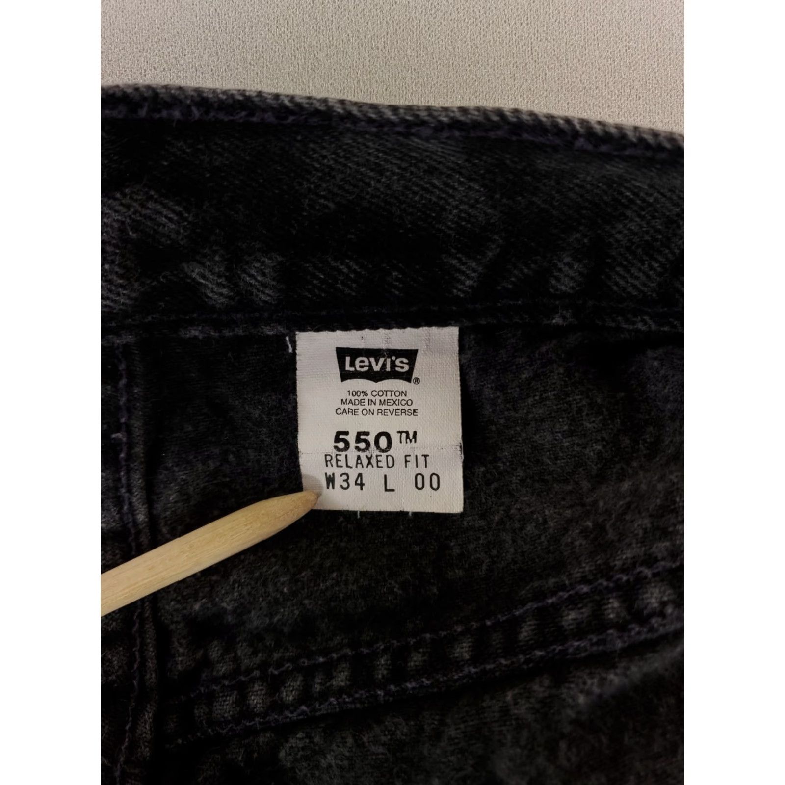 Levi's VINTAGE Levi's 550 Denim Shorts Black Mens 33 90s VTG 34 (33 Actual) Size US 33 - 4 Thumbnail