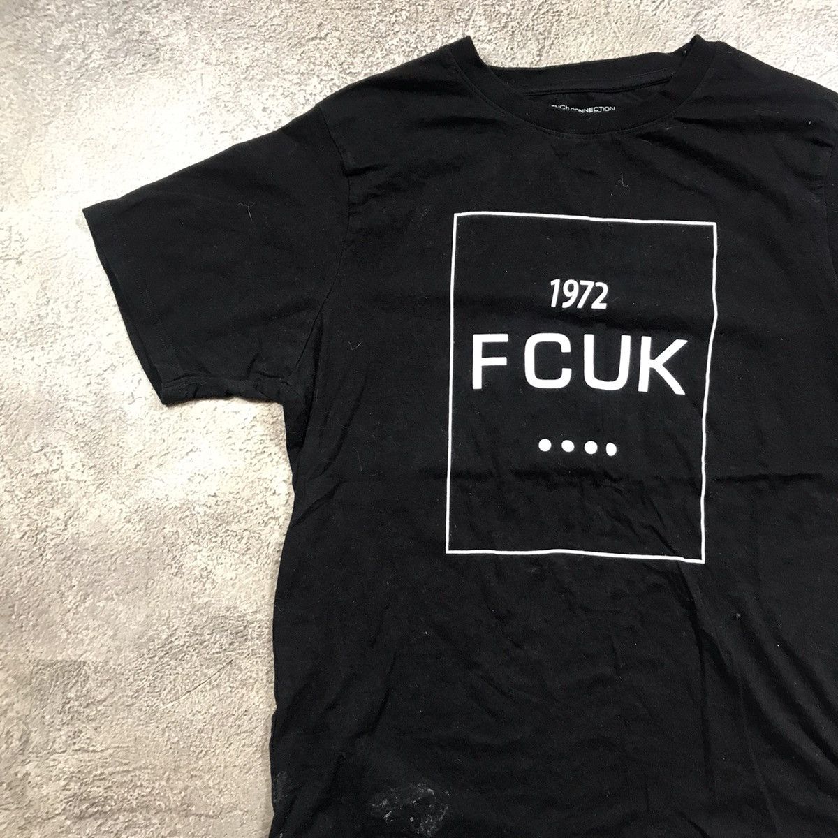 Vintage Vintage Y2K FCUK Graphic Tee Streetwear Black Distressed S Size US S / EU 44-46 / 1 - 2 Thumbnail