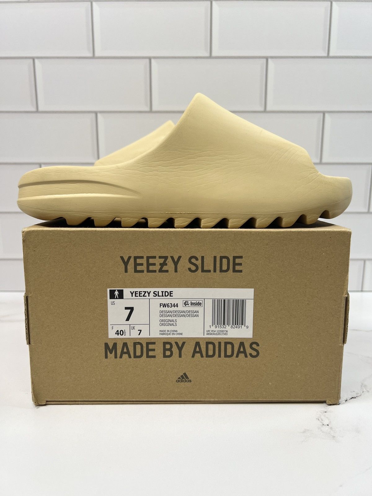 adidas gazelle silver green womens adidas Yeezy Slide Onyx 42
