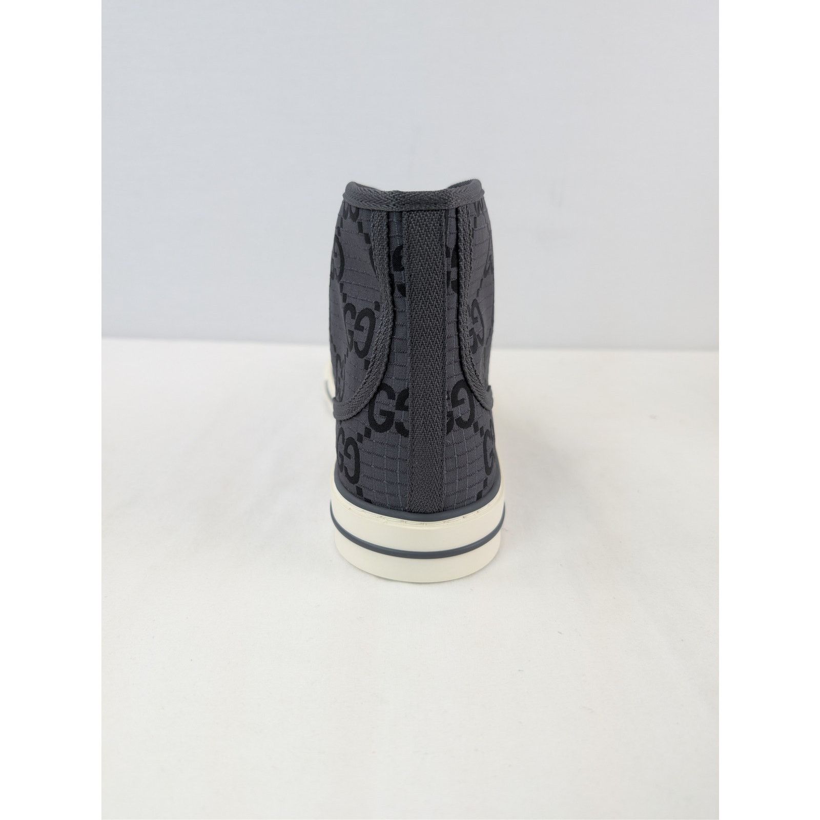 Gucci o1rshd1 GG monogram Tennis 1977 High-Top sneakers in grey Size US 12.5 / EU 45-46 - 16 Thumbnail
