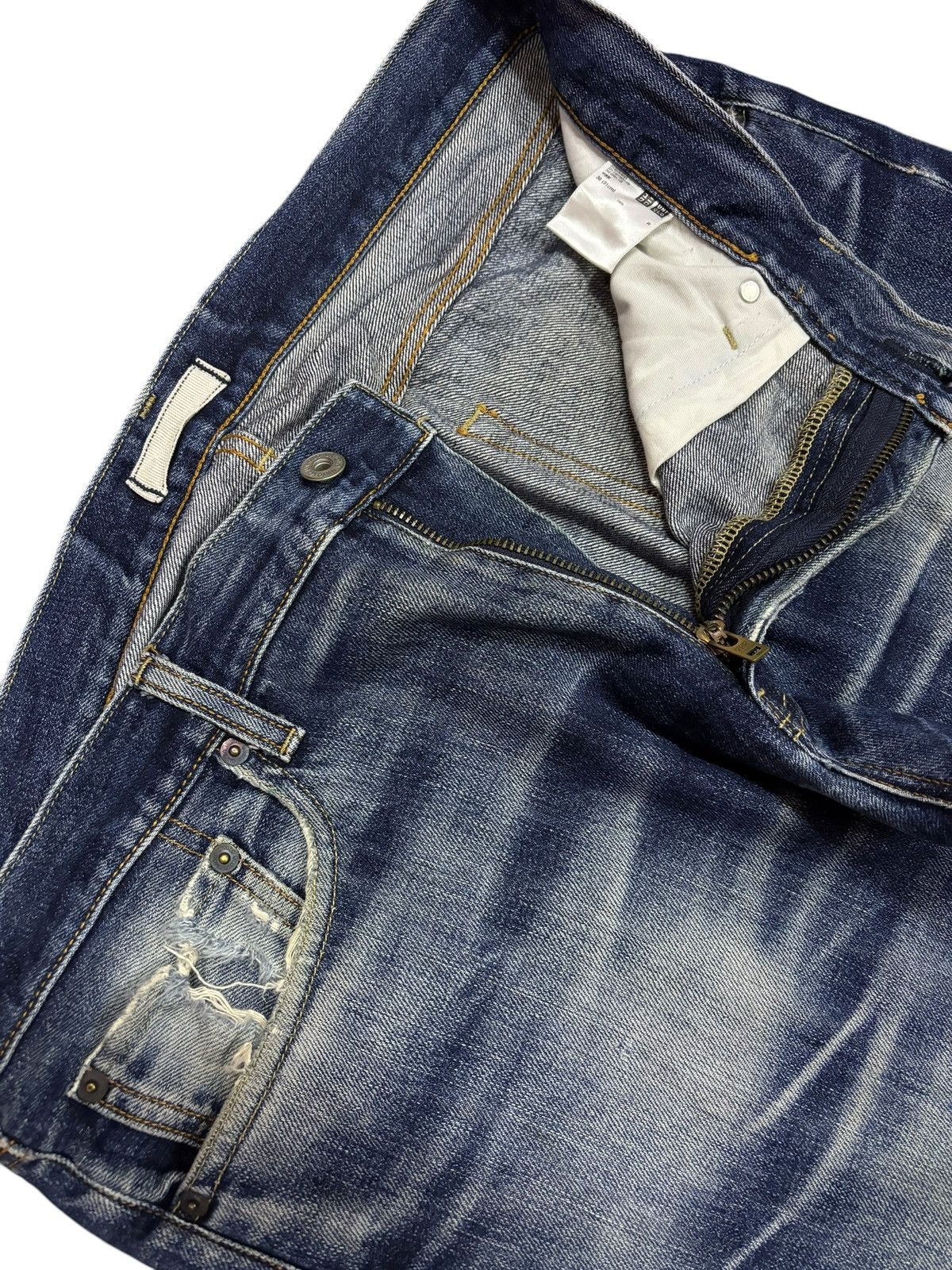 Japanese Brand × Jun Takahashi Vintage Kaihara Uniqlo Selvedge Faded Blue Indigo Jeans Size US 36 / EU 52 - 6 Thumbnail