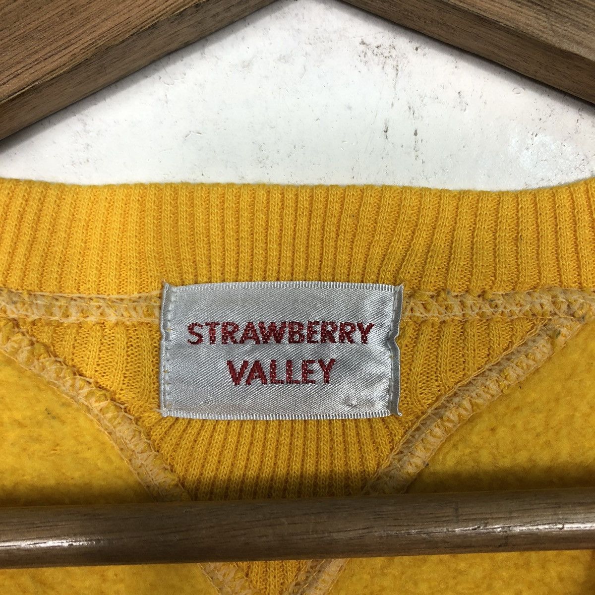 Japanese Brand × Vintage 📌Vintage Sweatshirt Languidly Rabbit Big Logo Animation Size US M / EU 48-50 / 2 - 14 Thumbnail