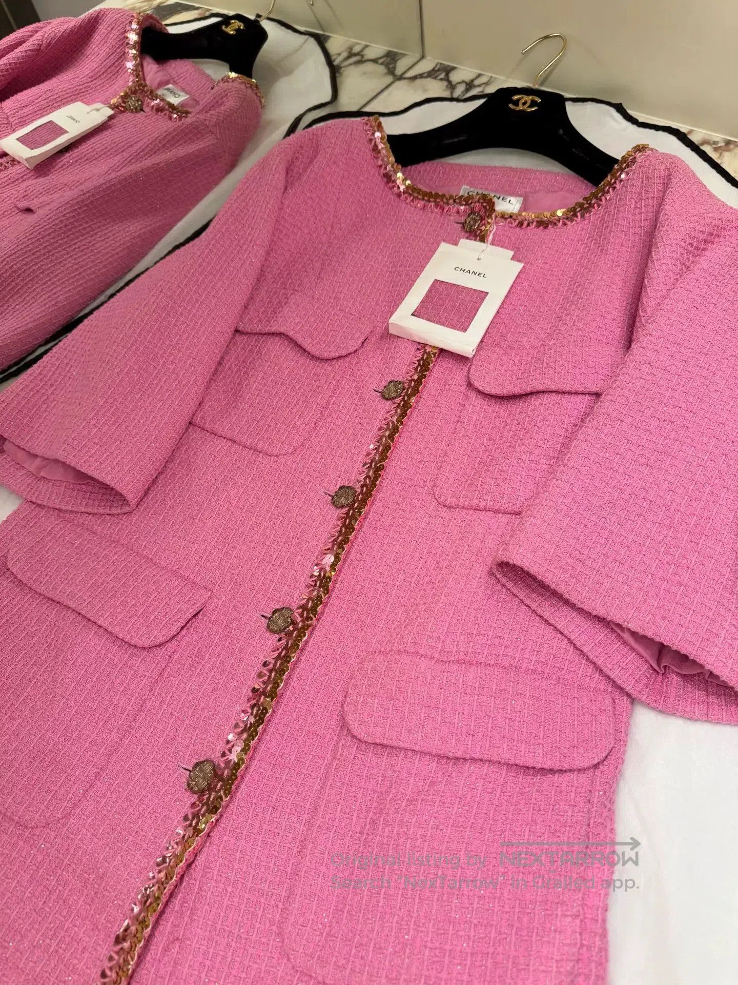 Chanel Chanel Pink Tweed Gold Trim Coat Dress. Size M / US 6-8 / IT 42-44 - 3 Thumbnail
