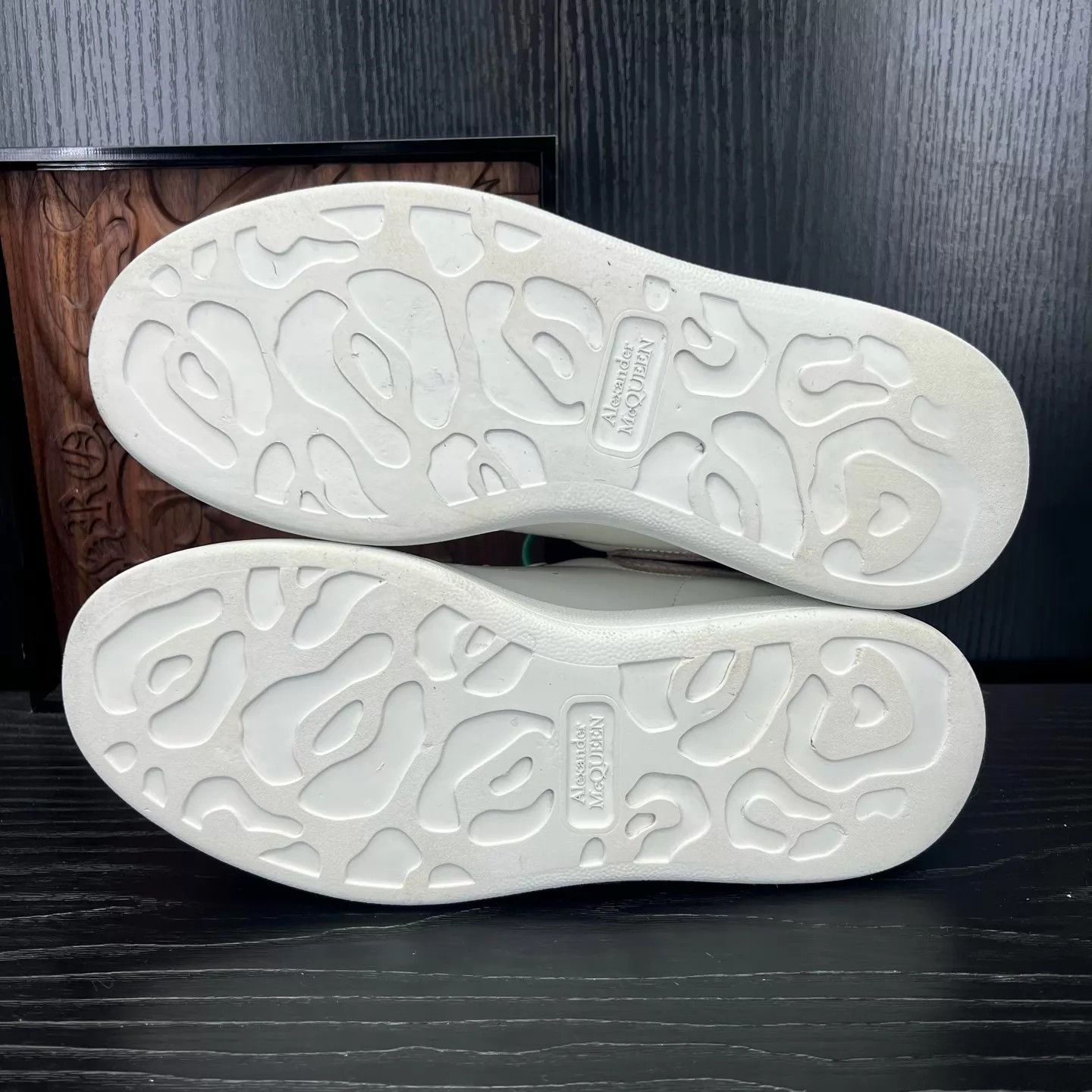 Alexander McQueen McQueen Croc-Embossed White & Pink 36 Size US 5.5 / IT 35.5 - 5 Thumbnail