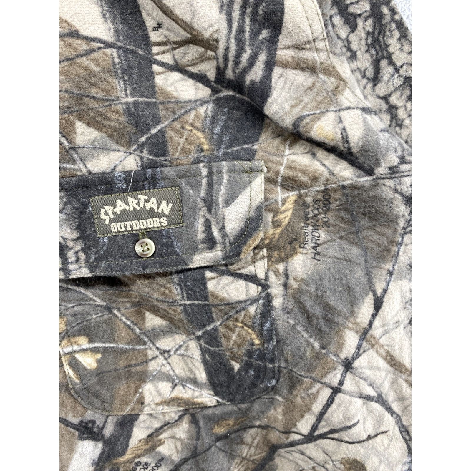 Realtree VINTAGE Spartan Realtree Hardwoods Camo Button Long Sleeve Chamois Shirt USA Size XL NEW Size US XL / EU 56 / 4 - 2 Thumbnail
