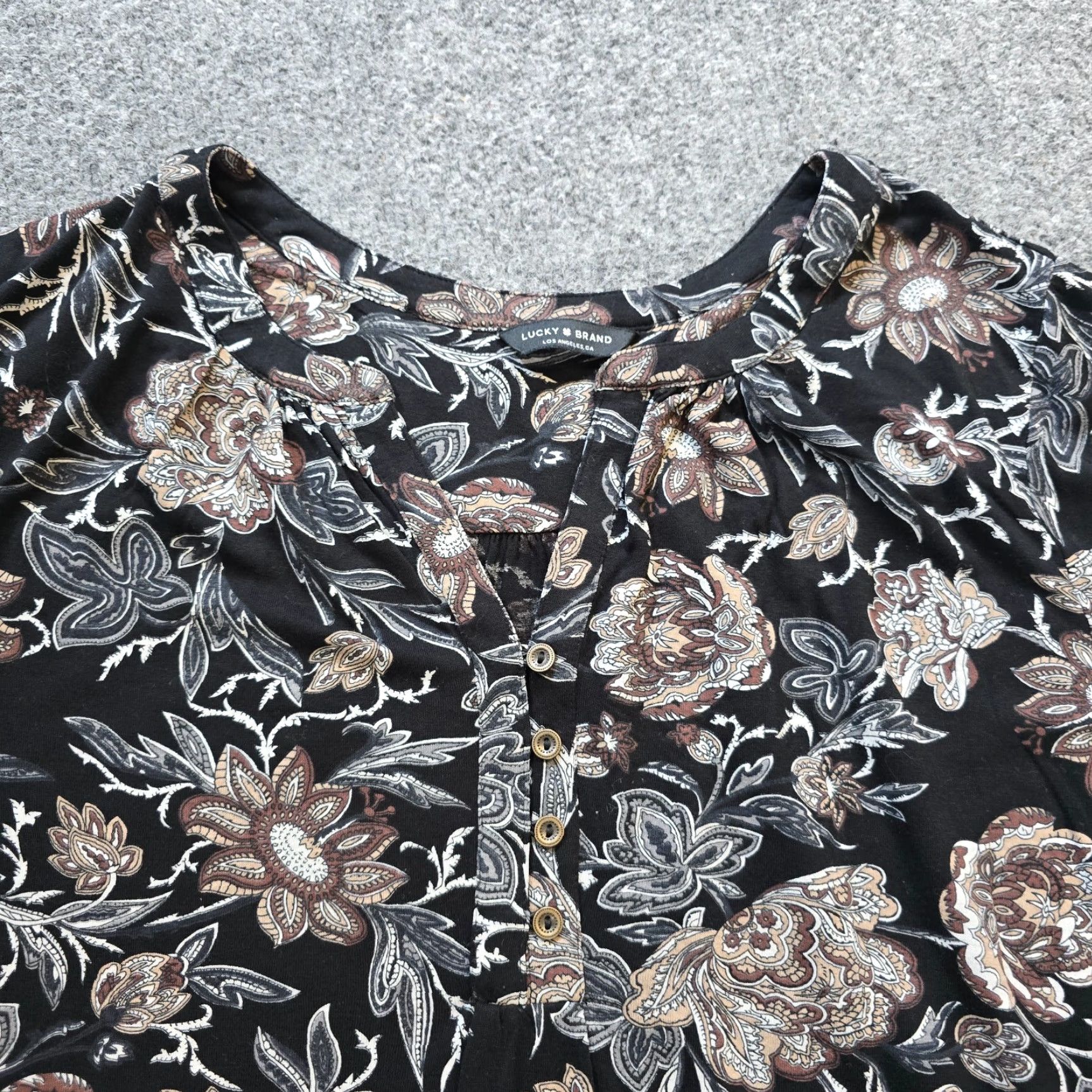 Lucky Brand Lucky Brand Top Womens 1X Black Floral V Neck 3/4 Sleeve Boho Casual Shirt Size XL / US 12-14 / IT 48-50 - 2 Thumbnail