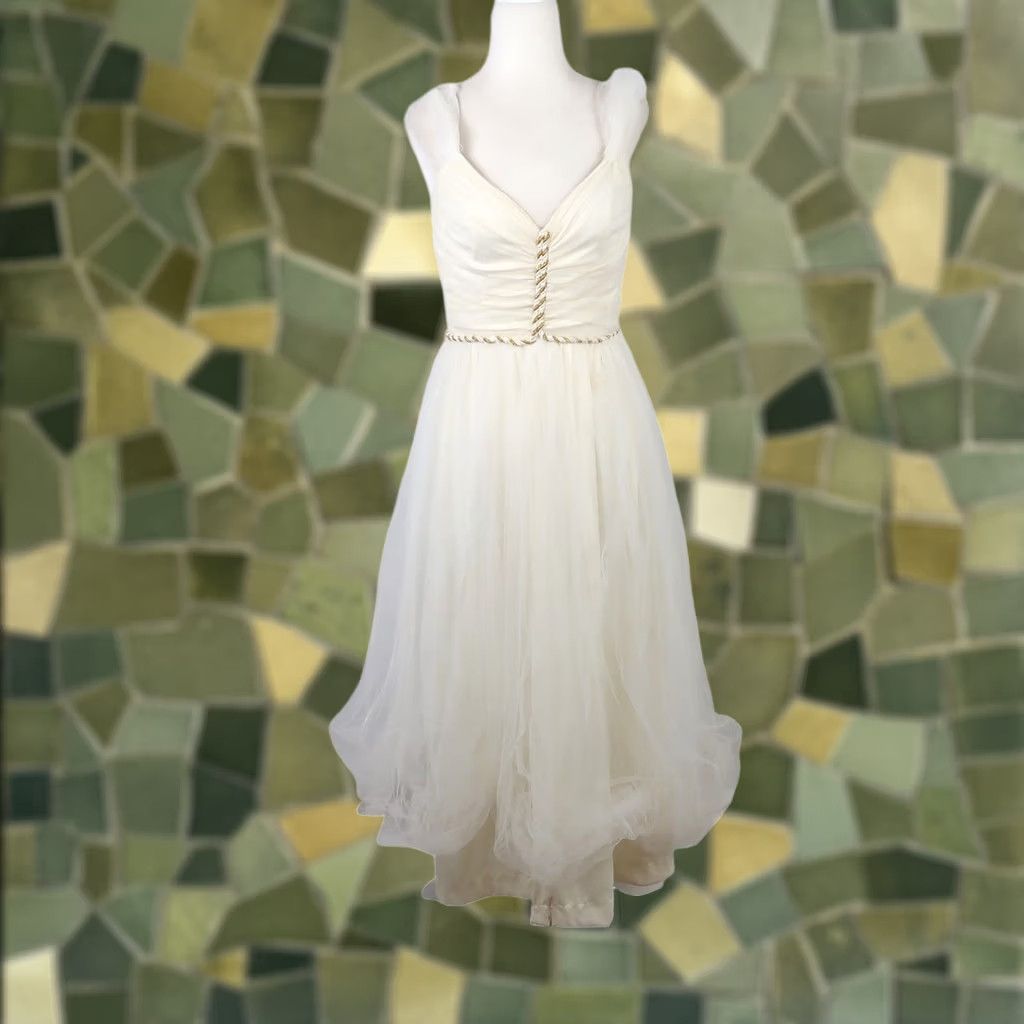 Vintage VINTAGE 70s cream ruched satin and tulle midi party dress XS dress Women XXS Midi Cream 70s party dress Women Size XS / US 0-2 / IT 36-38 - 1 Thumbnail