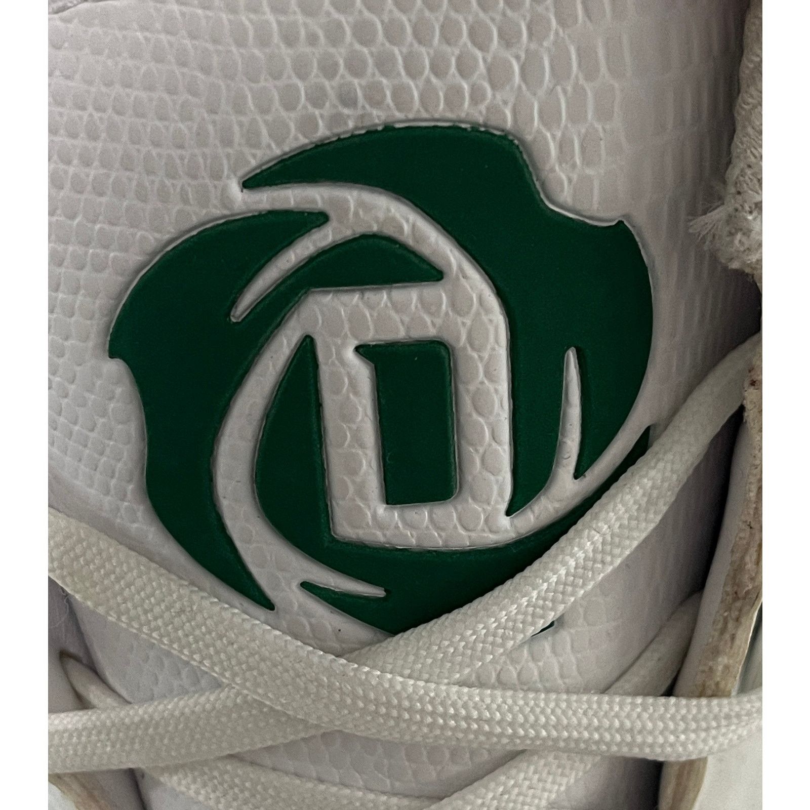 Adidas *DS34 ADIDAS Men's D Rose 773 IV Basketball Shoes Size 17 Size US 15 / EU 48 - 7 Thumbnail