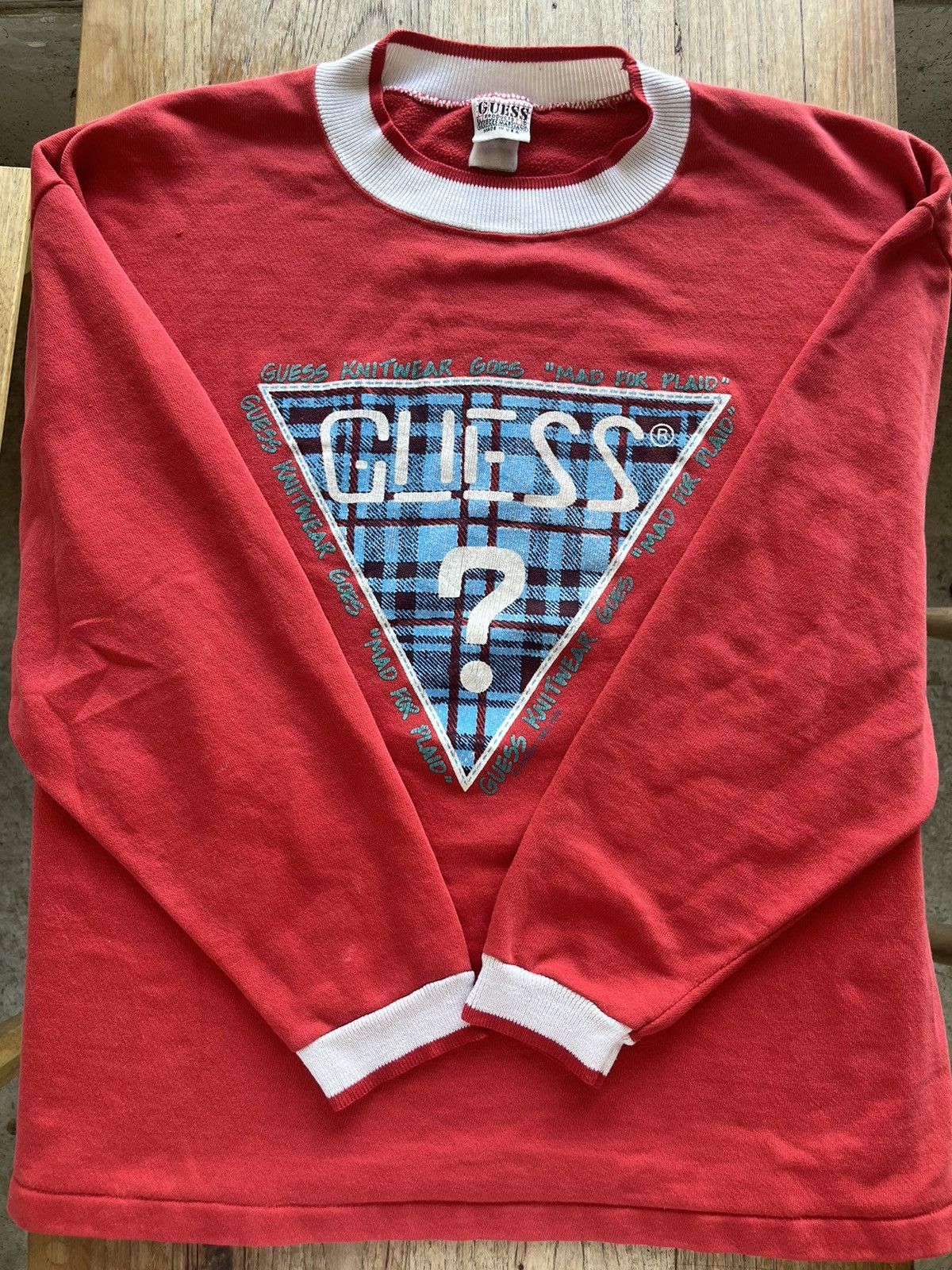 Vintage GUESS Sweater 1988’s Big logo