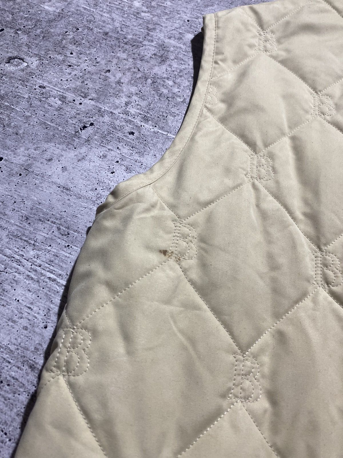 Burberry Burberry luxury monogram vest Size US L / EU 52-54 / 3 - 13 Thumbnail