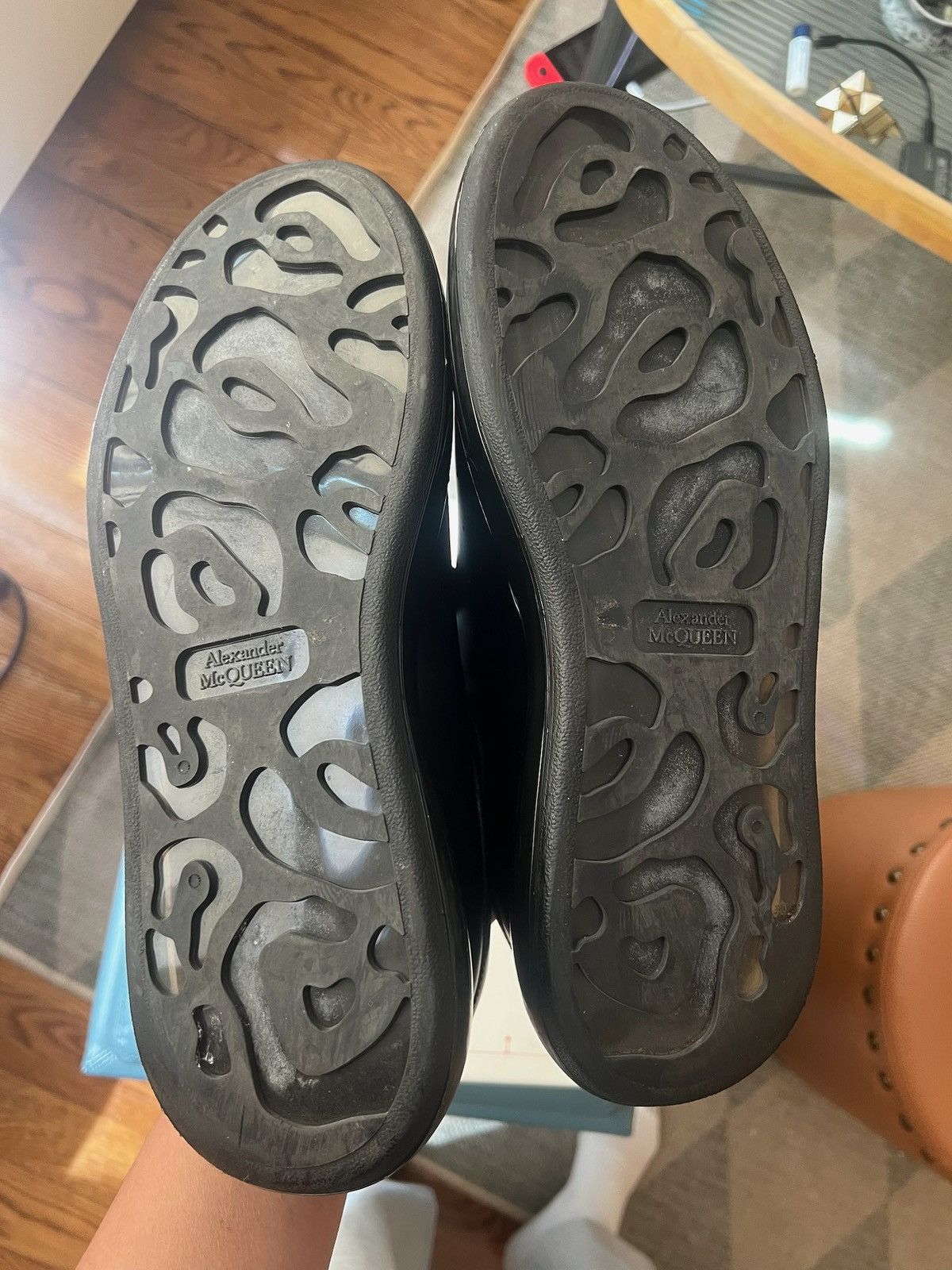 Alexander McQueen Alexander McQueen Men’s Oversized Sneaker SZ44 Size US 11 / EU 44 - 6 Thumbnail