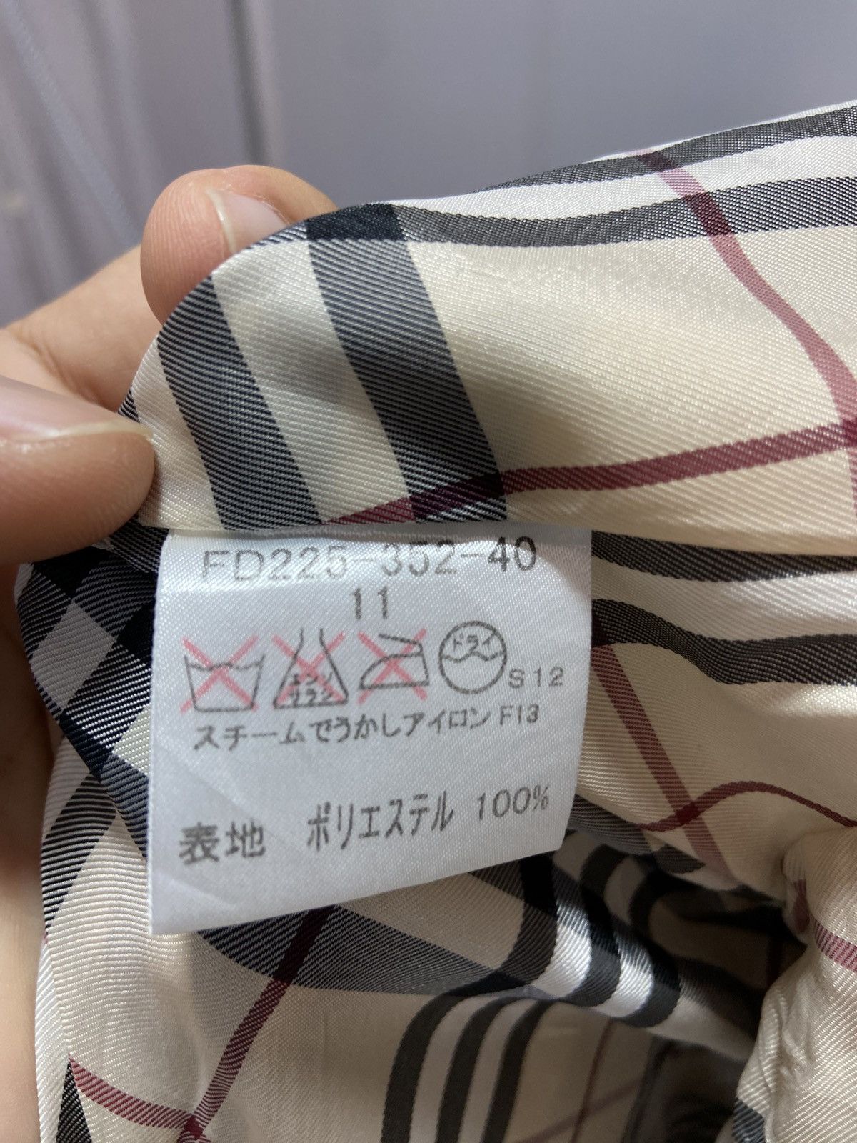 Burberry Burberry Nova check quilted jacket Size L / US 10 / IT 46 - 10 Thumbnail