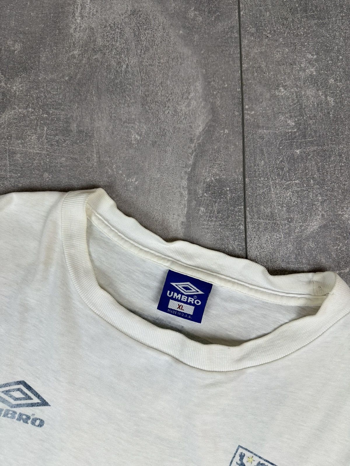 Umbro Umbro England Retro Vintage Cotton Soccer Football T-Shirt Size US XL / EU 56 / 4 - 12 Thumbnail