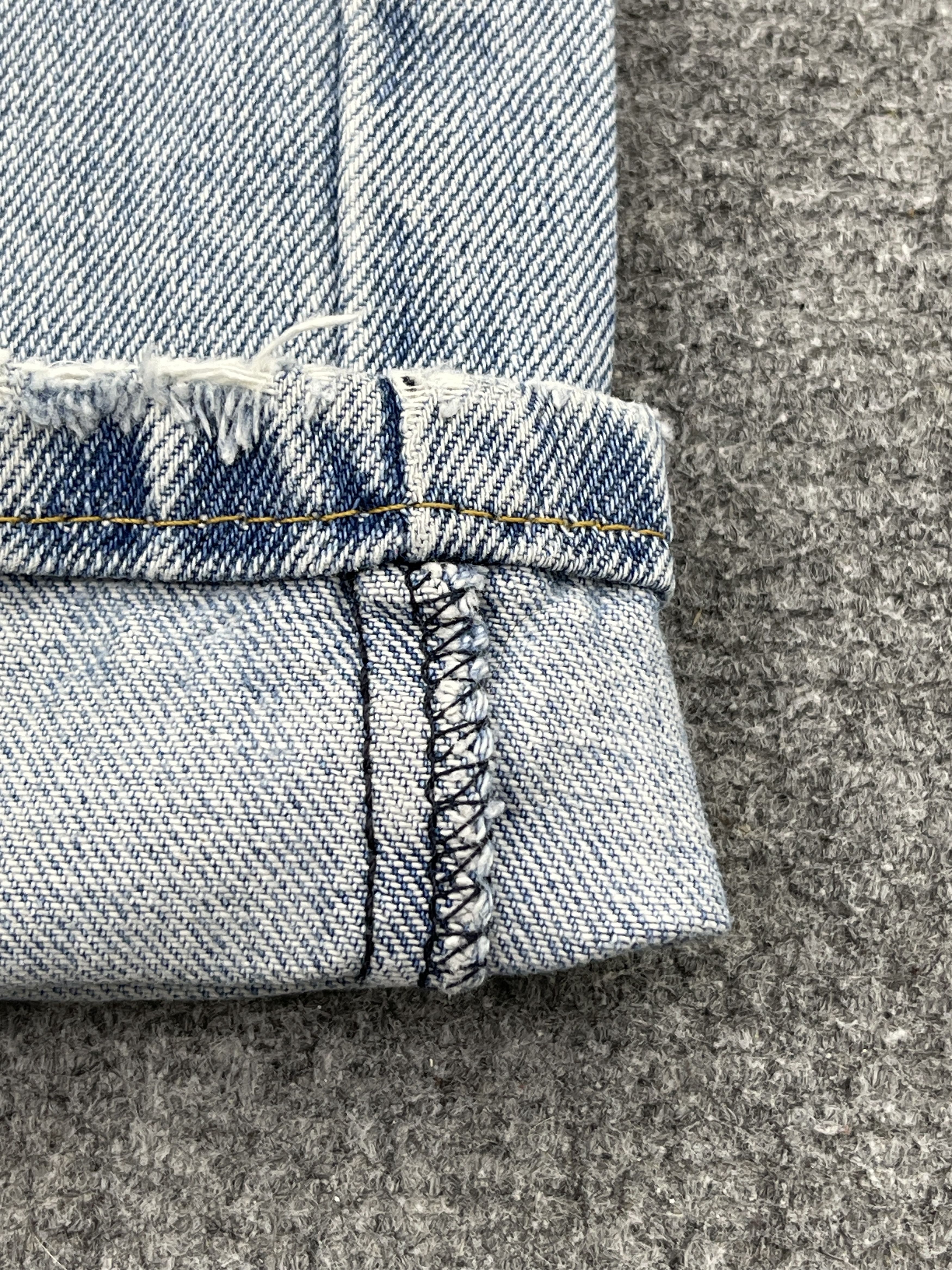 Levi's Vintage Light Washed Levis 505 Denim DP2513 Size US 36 / EU 52 - 11 Thumbnail