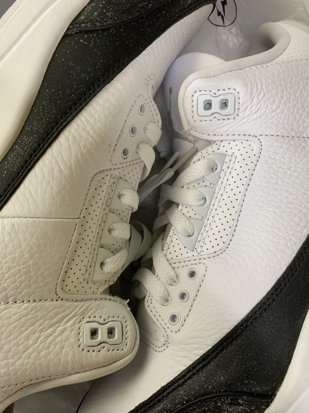 Jordan Brand Jordan 3 Retro Fragment Size US 11 / EU 44 - 18 Thumbnail