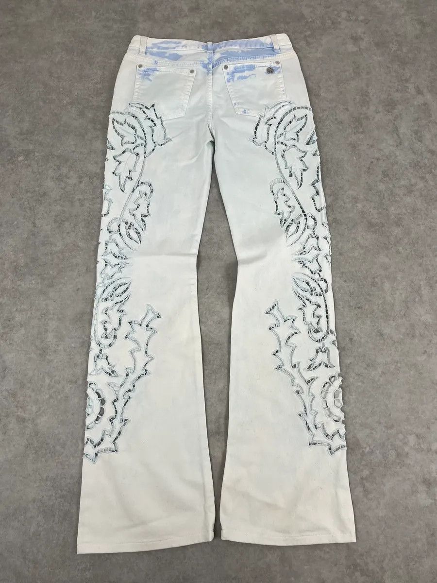 Roberto Cavalli 2010s Roberto Cavalli Leaves Tribal White Pants Size 28" / US 6 / IT 42 - 7 Thumbnail