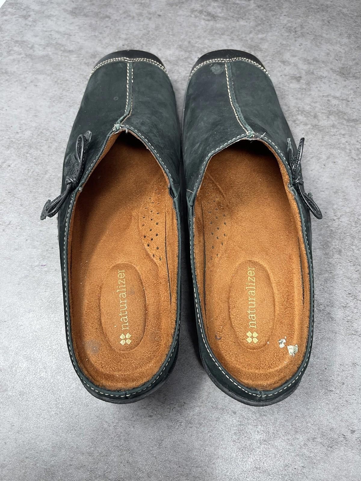 Other Naturalizer Slip On Shoes Womens Size 10 Black Leather Suede Size US 10 / IT 40 - 8 Thumbnail
