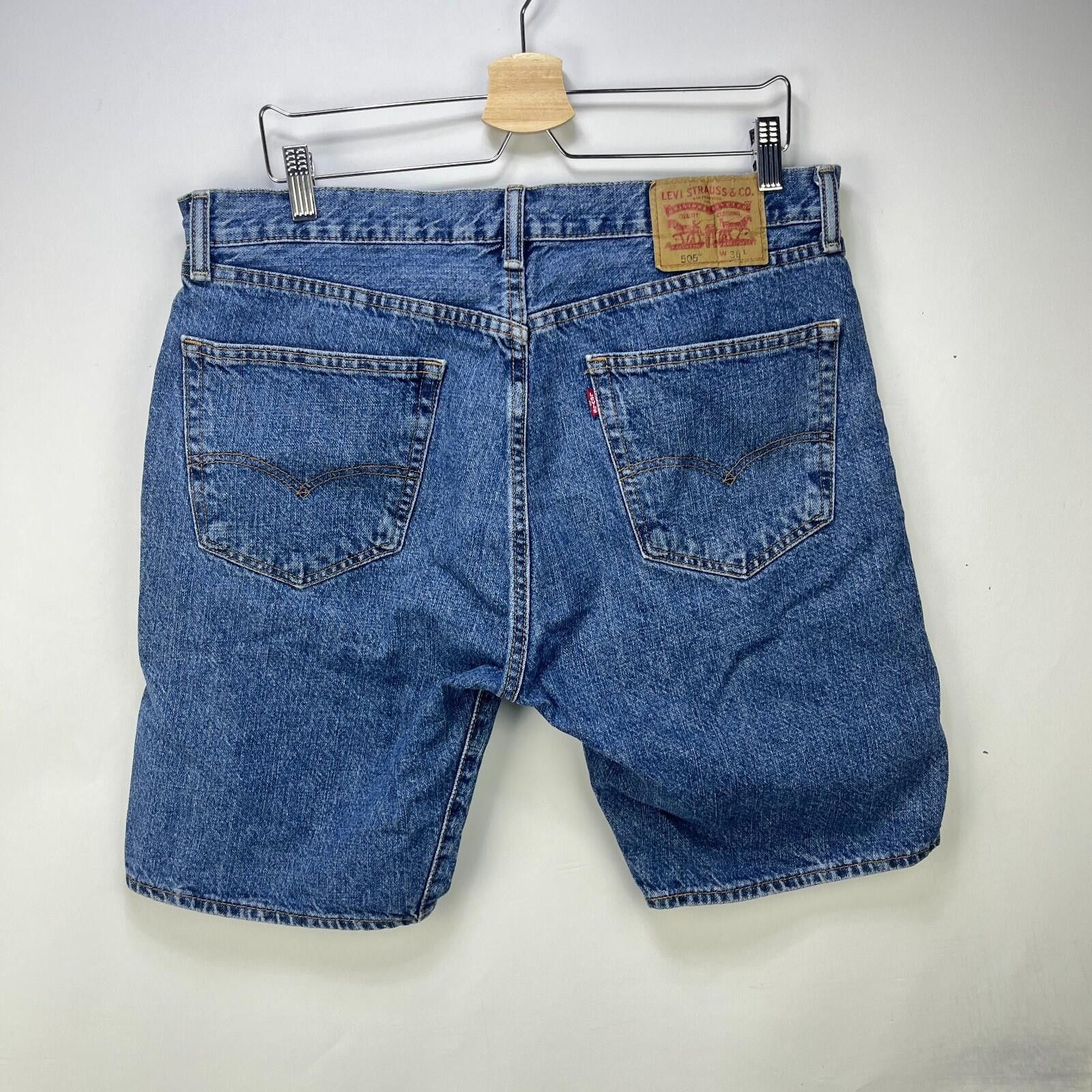 Levi's Vintage Levi's 505 Regular Fit Denim Jean Shorts W36 Jorts Size US 36 / EU 52 - 1 Thumbnail