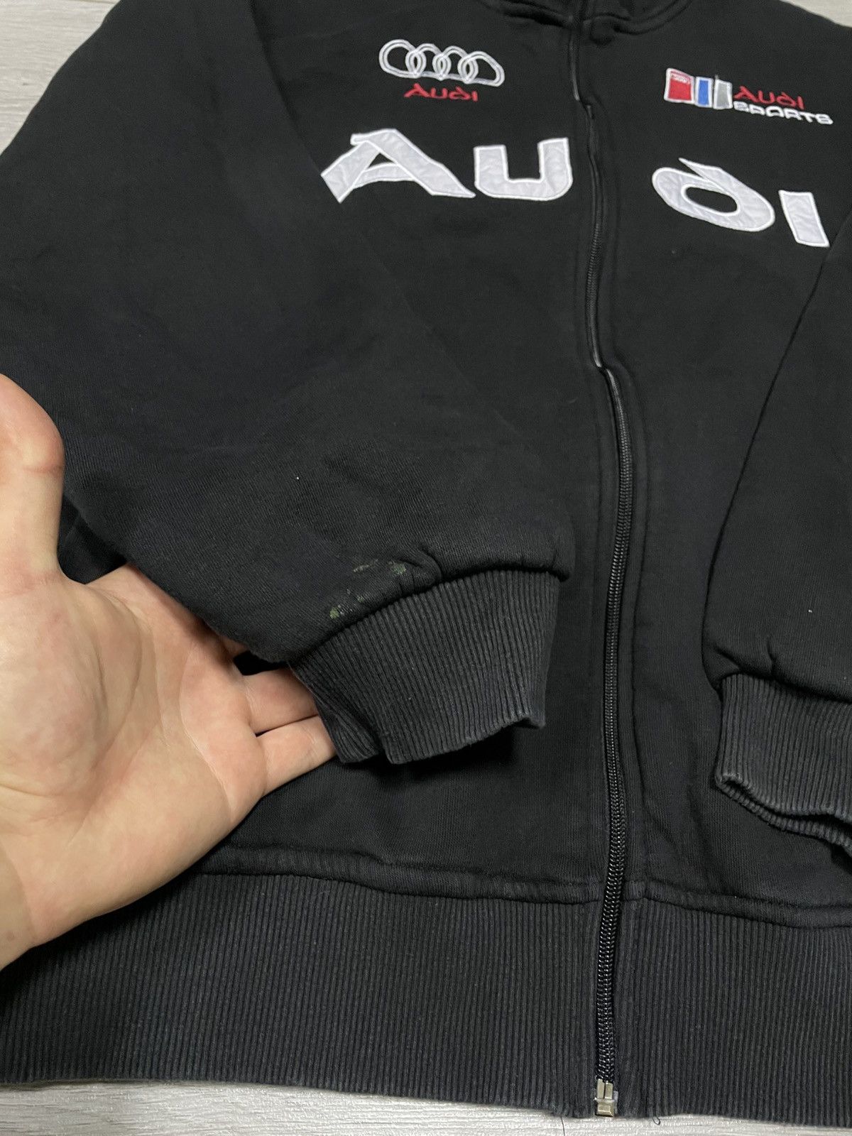 Audi Audi vintage big logo zip sweatshirt jacket racing Size US L / EU 52-54 / 3 - 10 Thumbnail