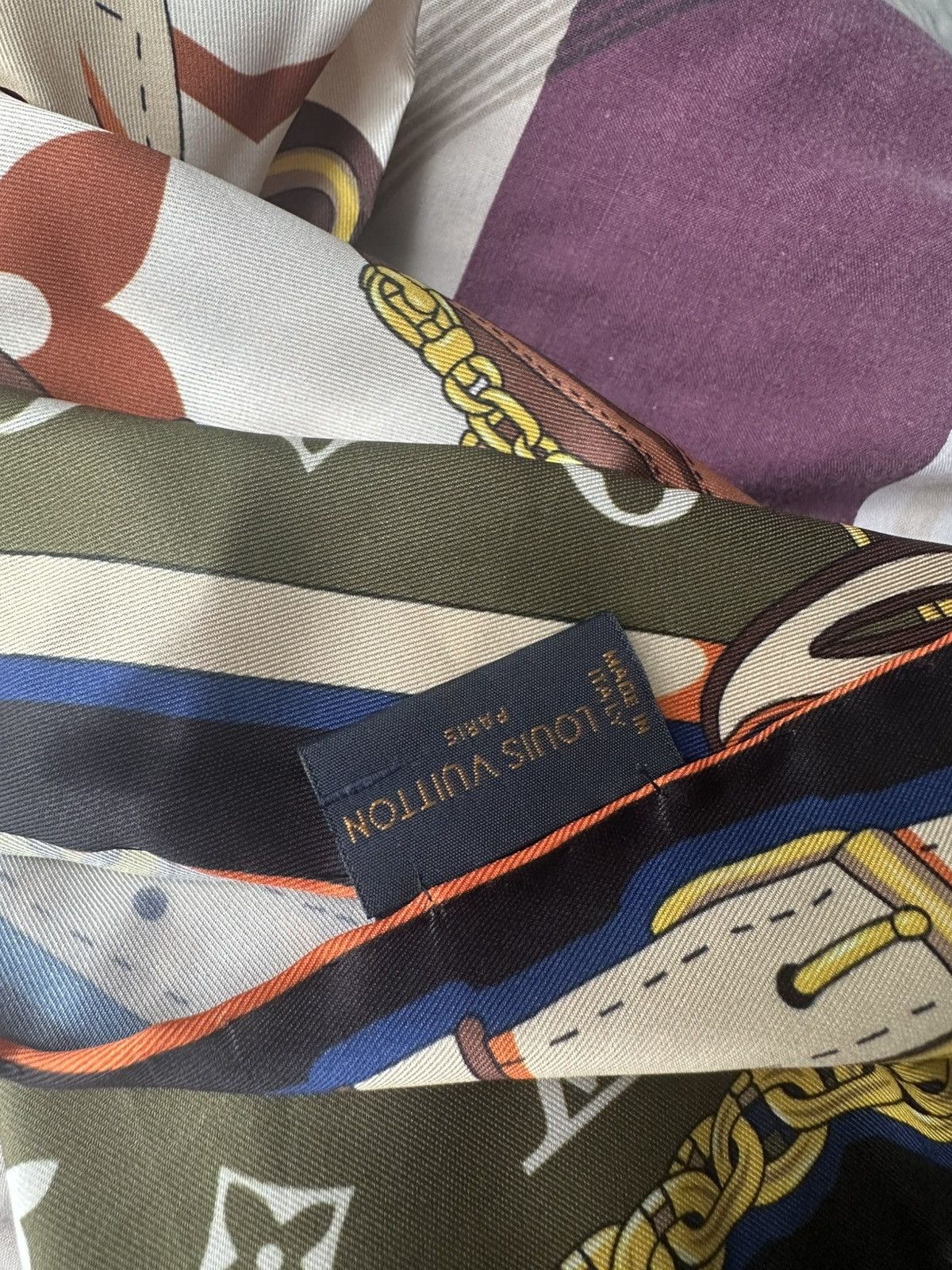 Louis Vuitton Silk scarf Louis Vuitton Size ONE SIZE - 7 Thumbnail
