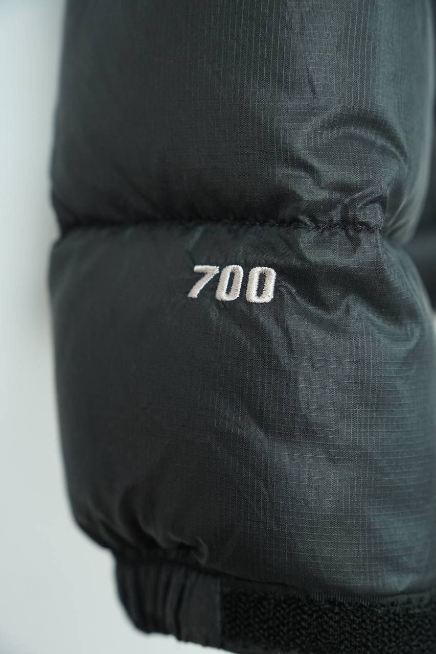 The North Face The North Face Nuptse 700 womens Size M / US 6-8 / IT 42-44 - 7 Thumbnail