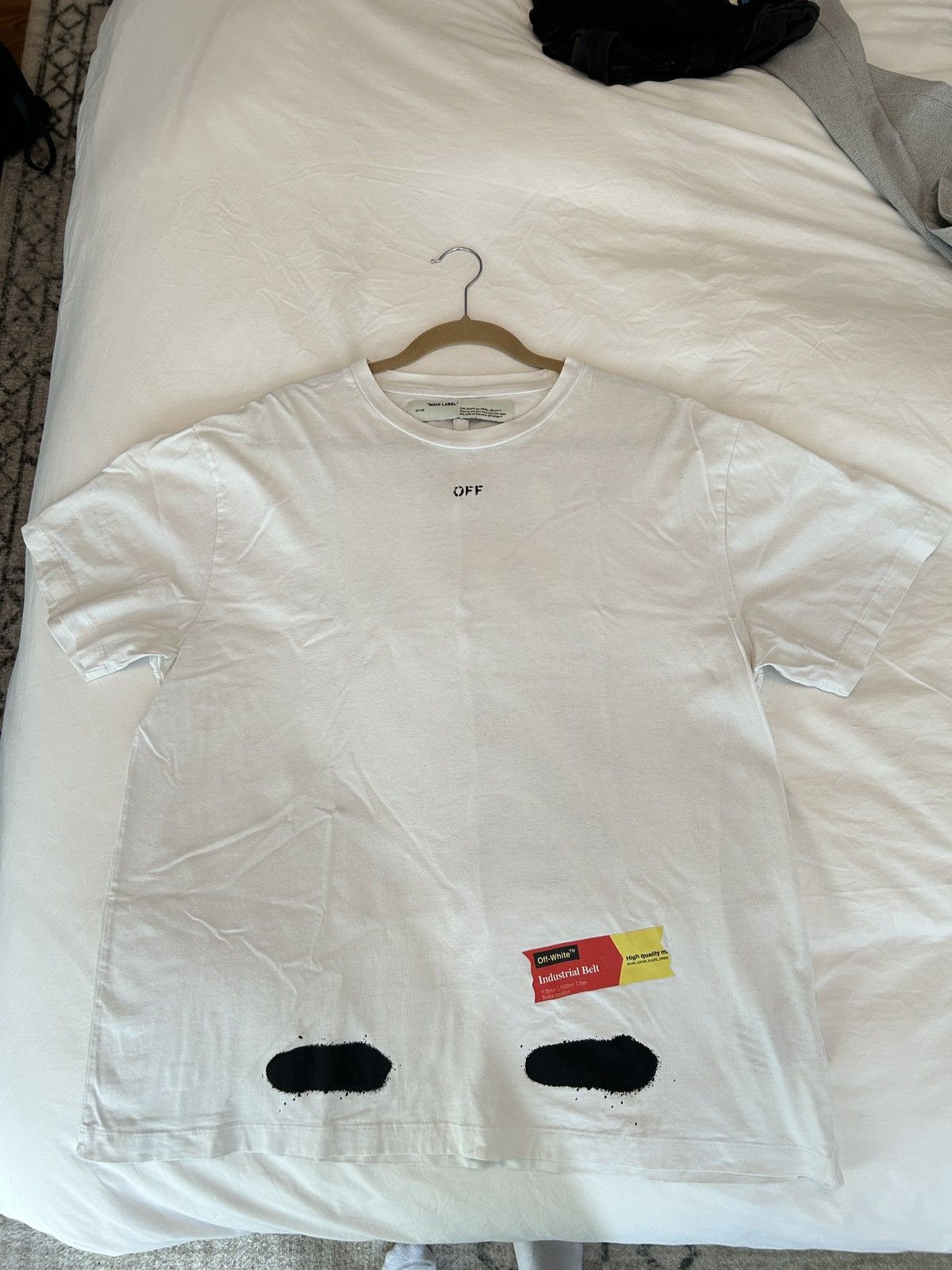 Off-White Off-White industrial belt Tee Size US S / EU 44-46 / 1 - 1 Thumbnail