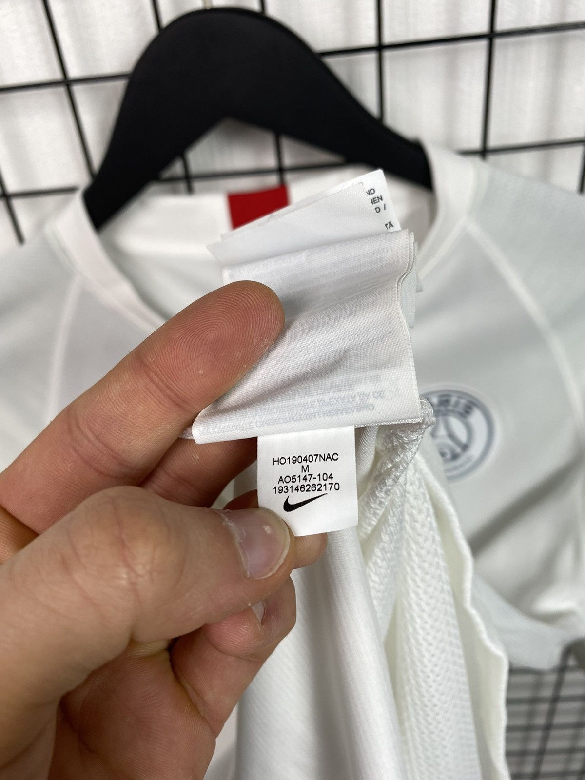 Nike Nike PSG Training Football Jersey White Men’s Shirt Kit Size US M / EU 48-50 / 2 - 11 Thumbnail