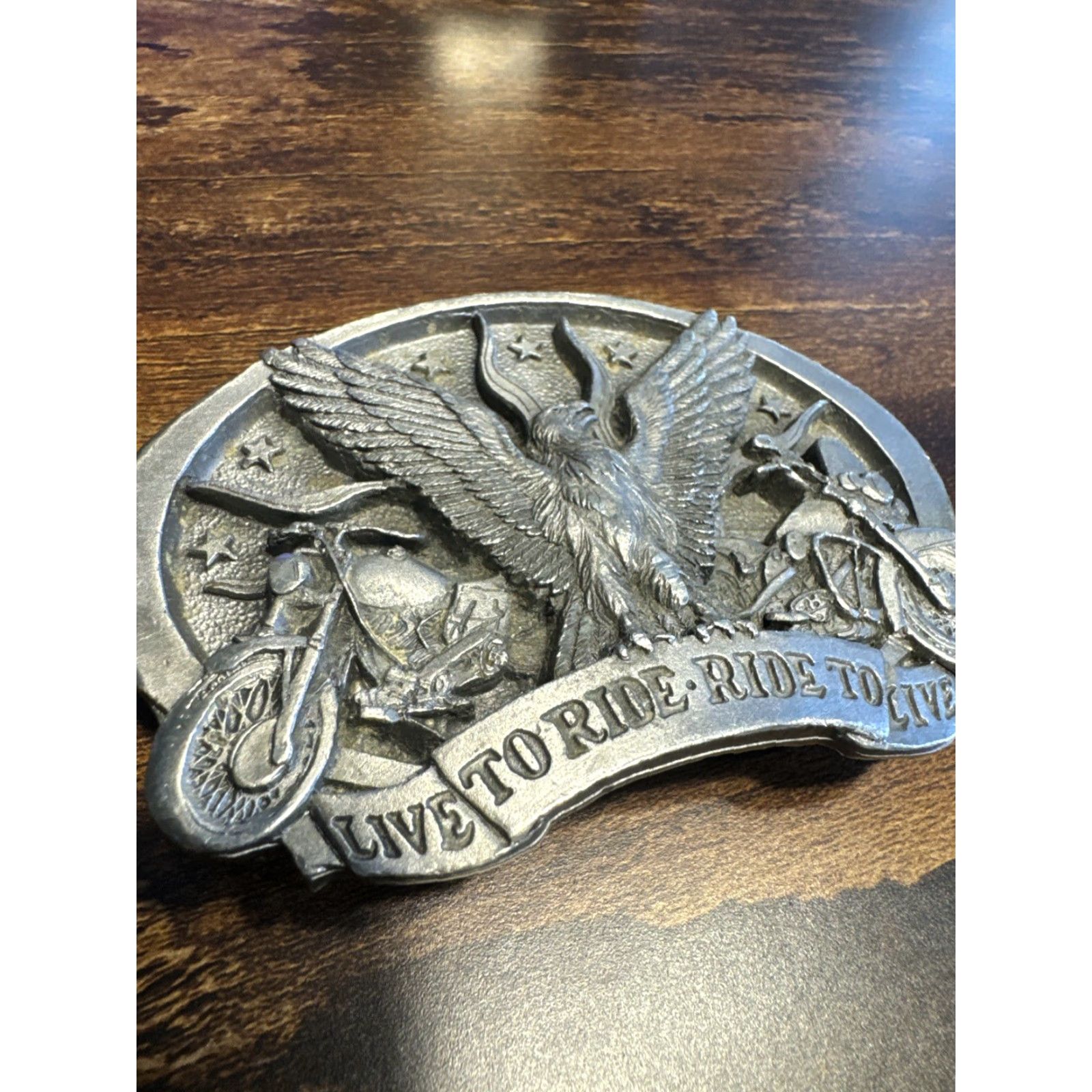 Vintage VINTAGE 1991 Motorcycle Biker Live to Ride Bald Eagle C+J 3D Belt Buckle USA Size ONE SIZE - 4 Thumbnail