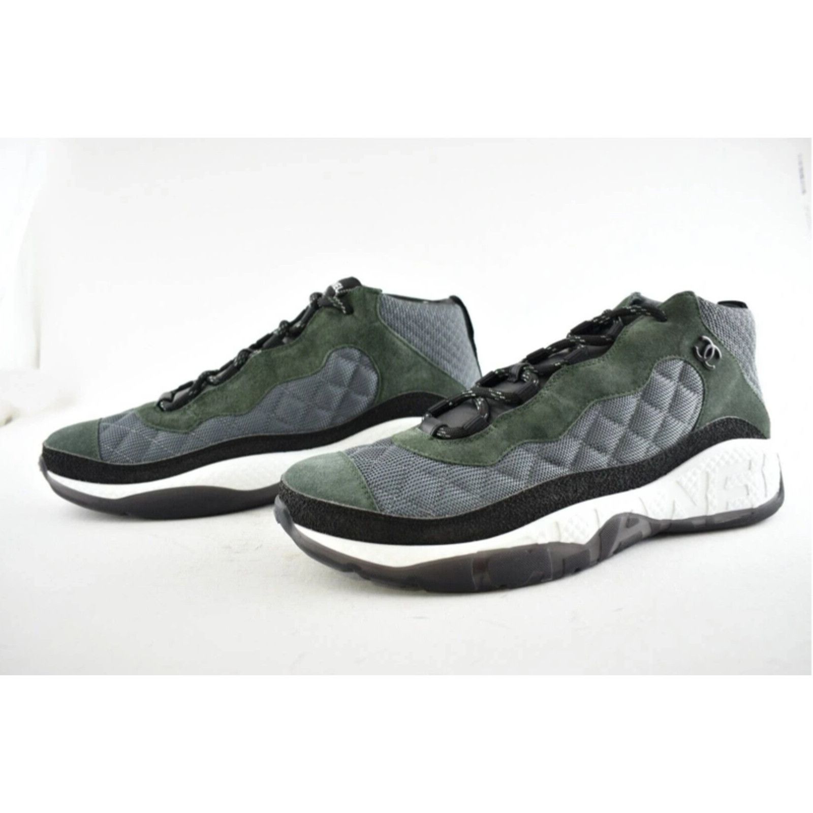 Chanel Chanel Suede CC Logo Lace Up Mid Top Trainer Sneaker 44 11 Size US 11 / EU 44 - 10 Thumbnail