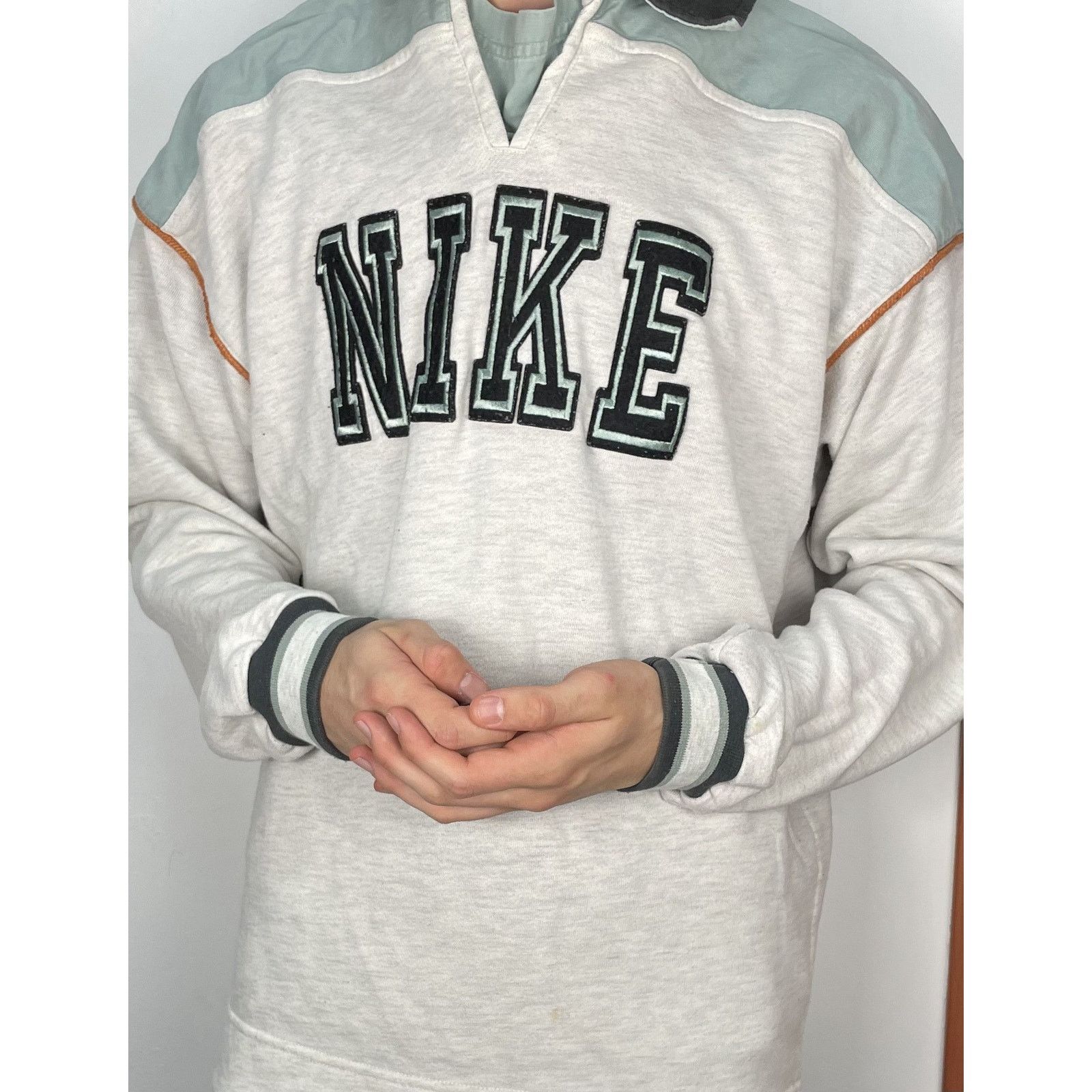 Nike × Vintage Vintage Nike Men Gray Swoosh Collared Long Sleeve Polo Shirt Size US L / EU 52-54 / 3 - 2 Thumbnail