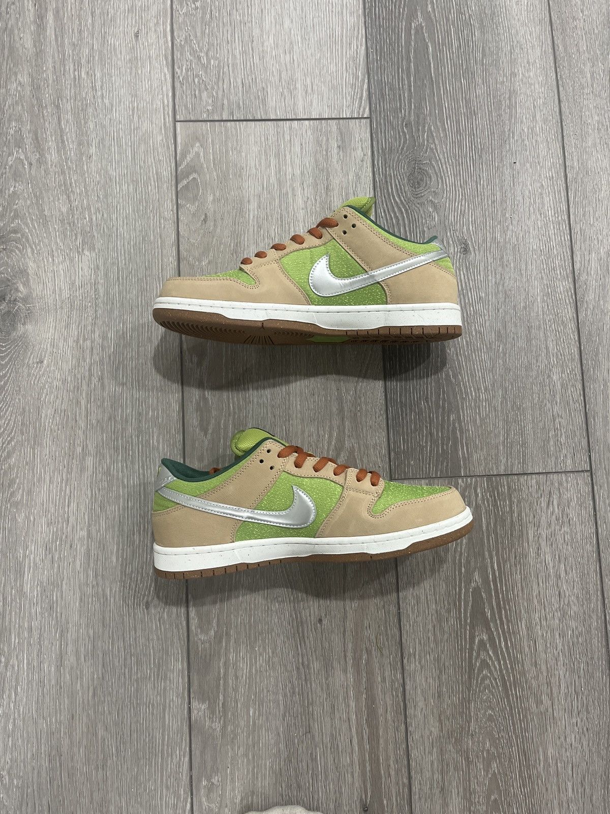 Nike SB Nike SB Low Dunks Size US 12 / EU 45 - 2 Thumbnail