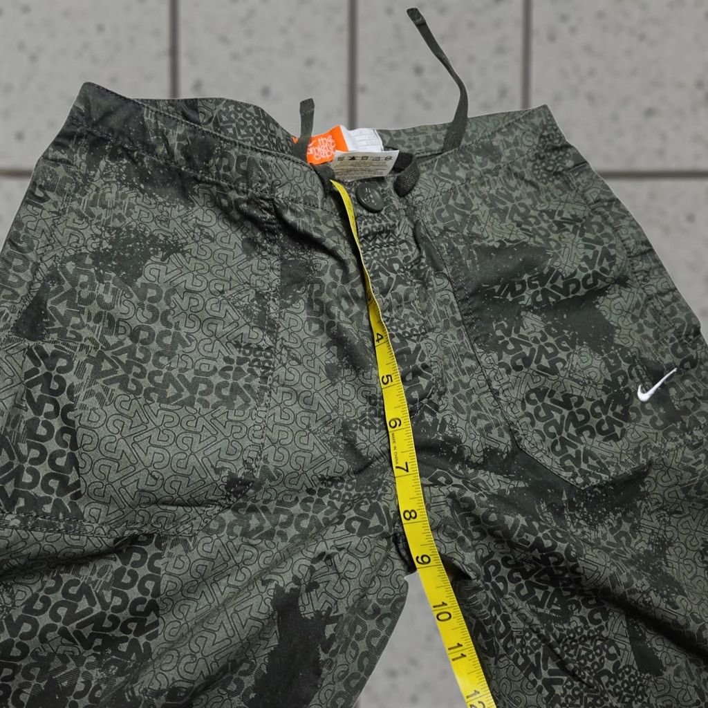 Nike VINTAGE Nike Athletic Department Women's Board Shorts Drawstring Y2k Small (4-6) Green Size 28" / US 6 / IT 42 - 1 Thumbnail