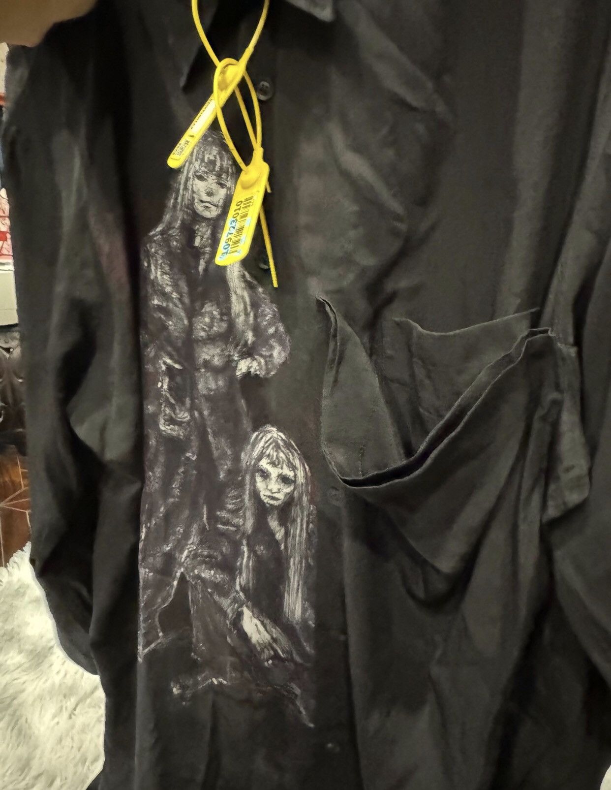 Yohji Yamamoto Yohji Yamamoto Black Girl Portrait Silk Long Shirt 2412- Size US L / EU 52-54 / 3 - 4 Thumbnail