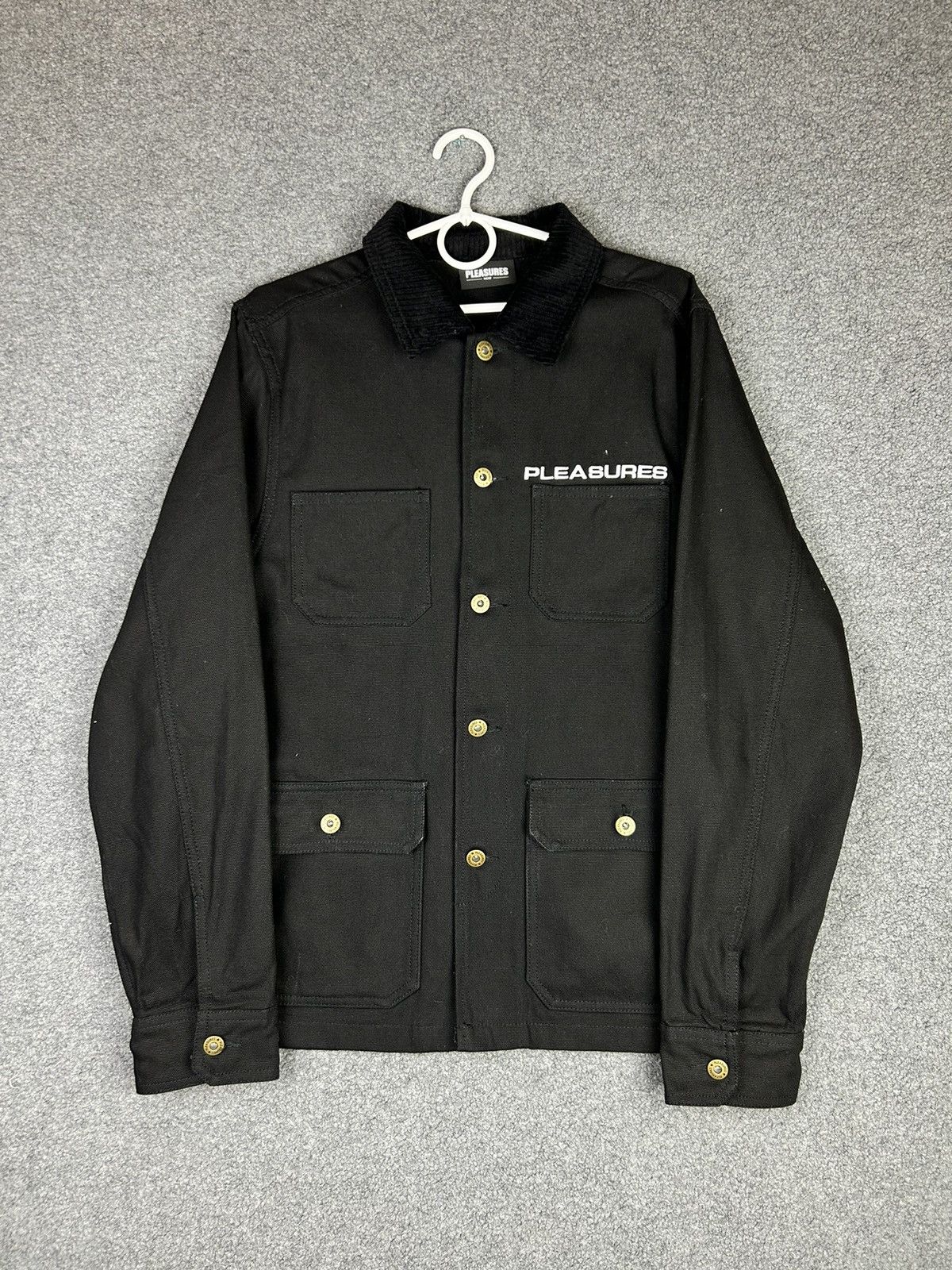 ジャケット・アウター Pleasures Spike Chore Jacket (Black) XXL Pleasures Spike Chore Jacket (Black) XXL ブルゾン