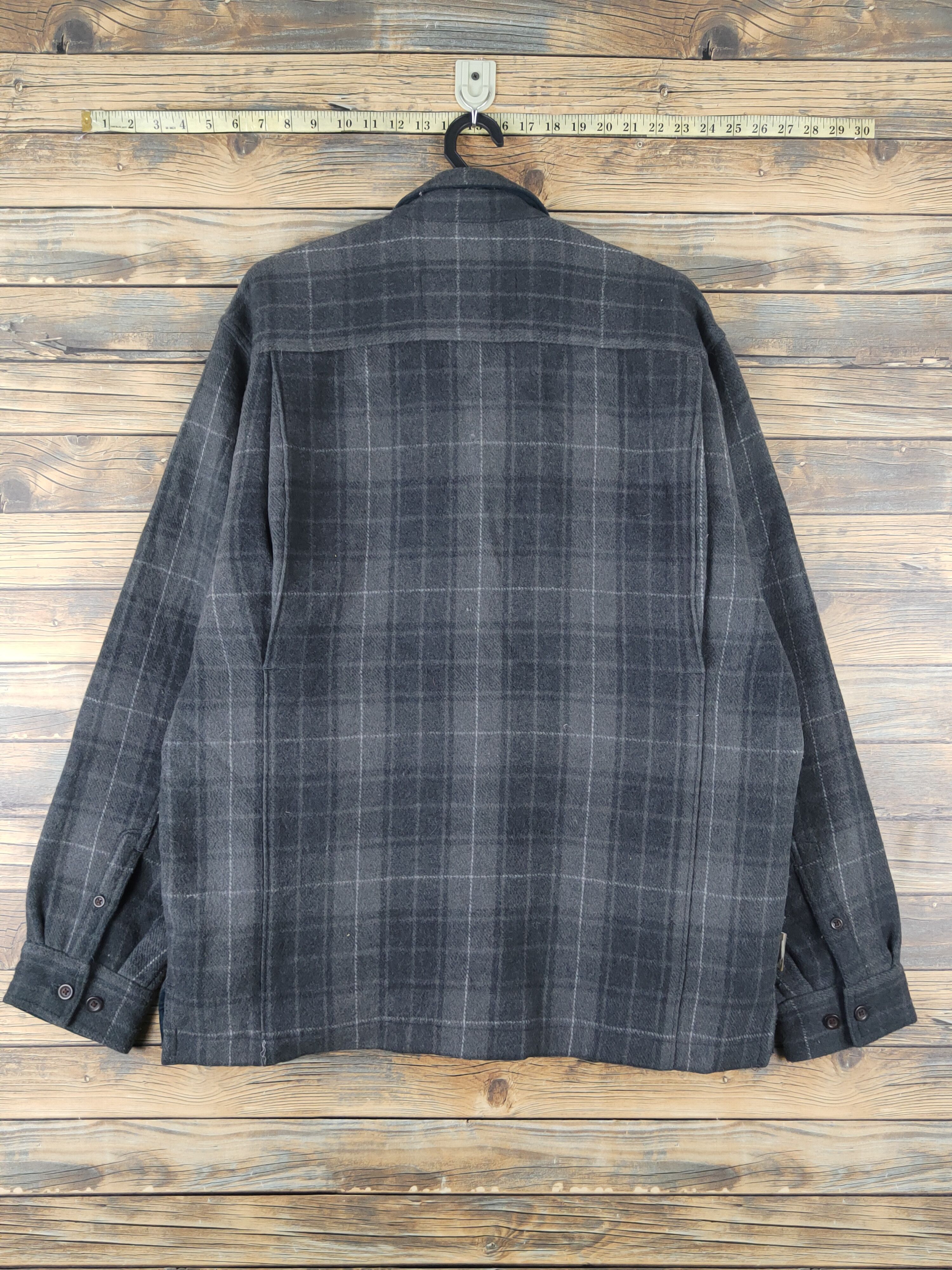 Columbia × Japanese Brand × Vintage Columbia Dark Gray Wool shirt #W1625 Size US L / EU 52-54 / 3 - 9 Thumbnail