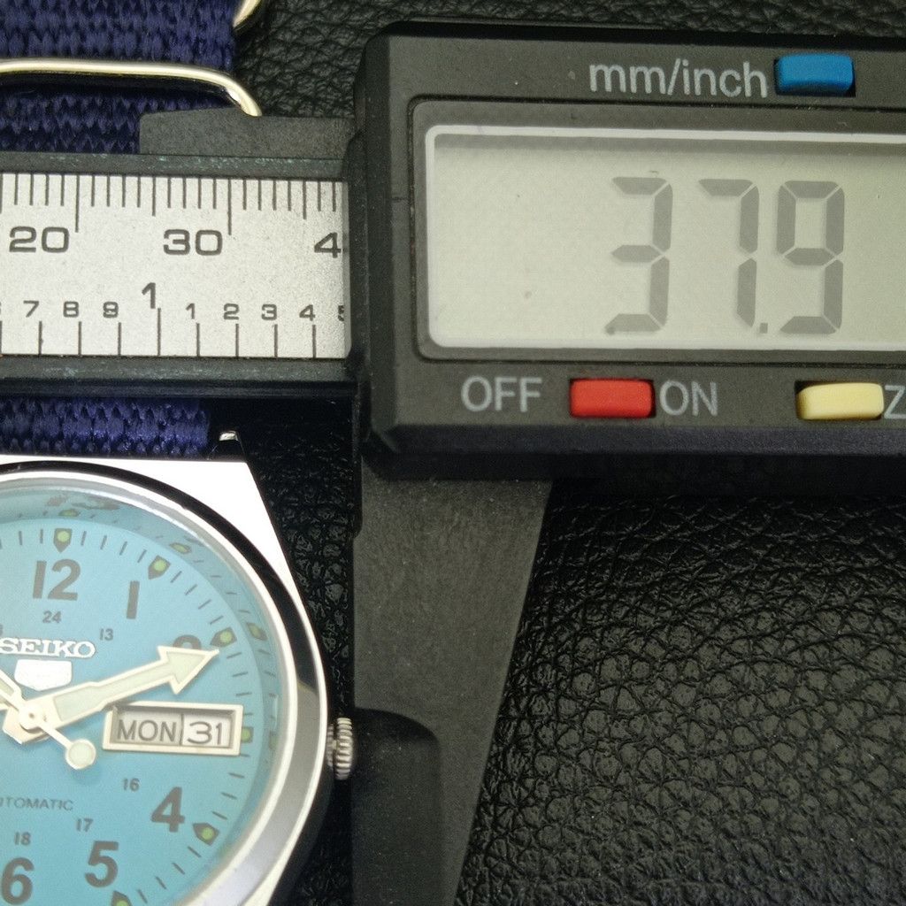 Seiko REFURBISHED VINTAGE SEIKO 5 AUTO JAPAN MENS WATCH a441733 Size 38 - 7 Thumbnail