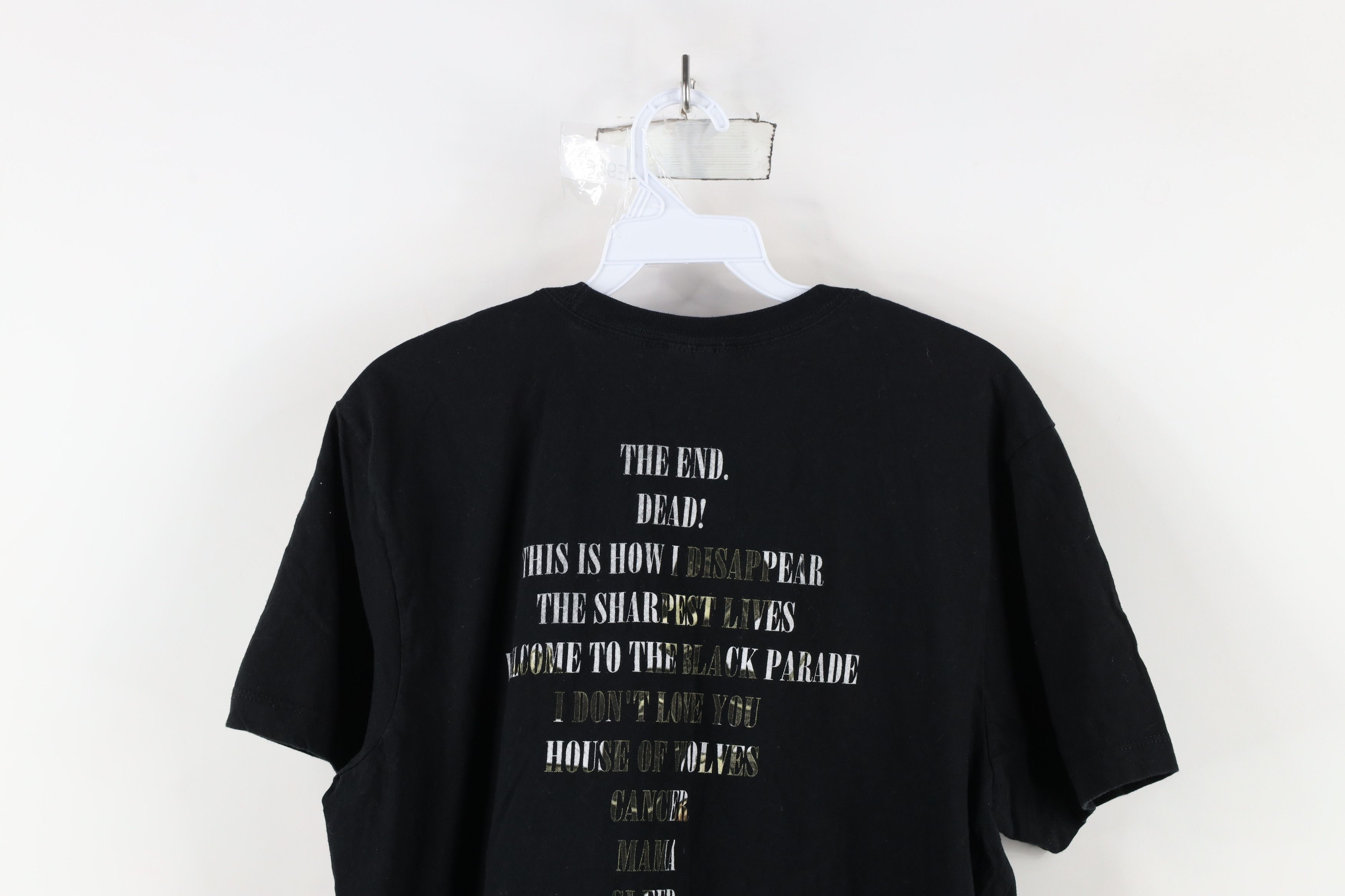 Vintage Vintage Y2K Black Parade My Chemical Romance Band T-Shirt Size US L / EU 52-54 / 3 - 11 Thumbnail