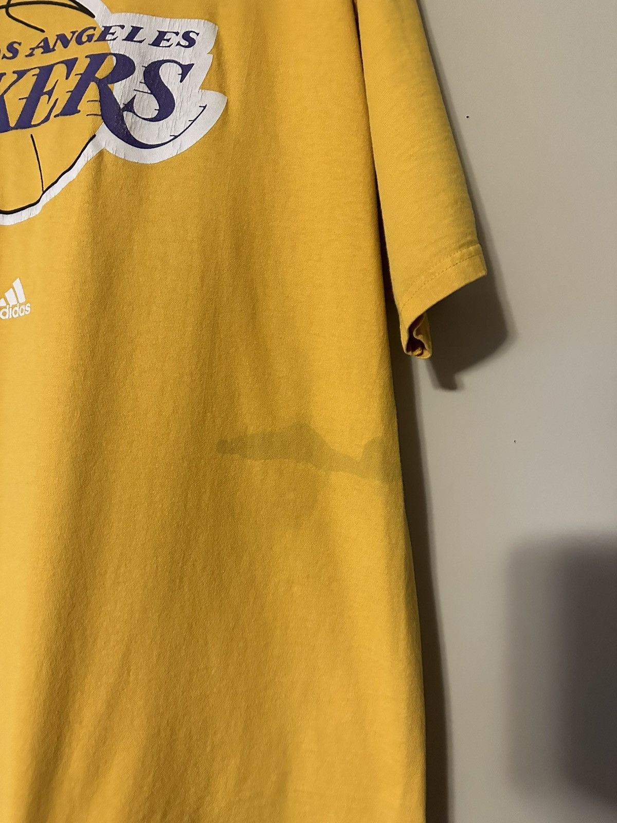 Adidas × NBA Adidas NBA Los Angeles Lakers Logo T-shirt Size XL Size US L / EU 52-54 / 3 - 5 Thumbnail