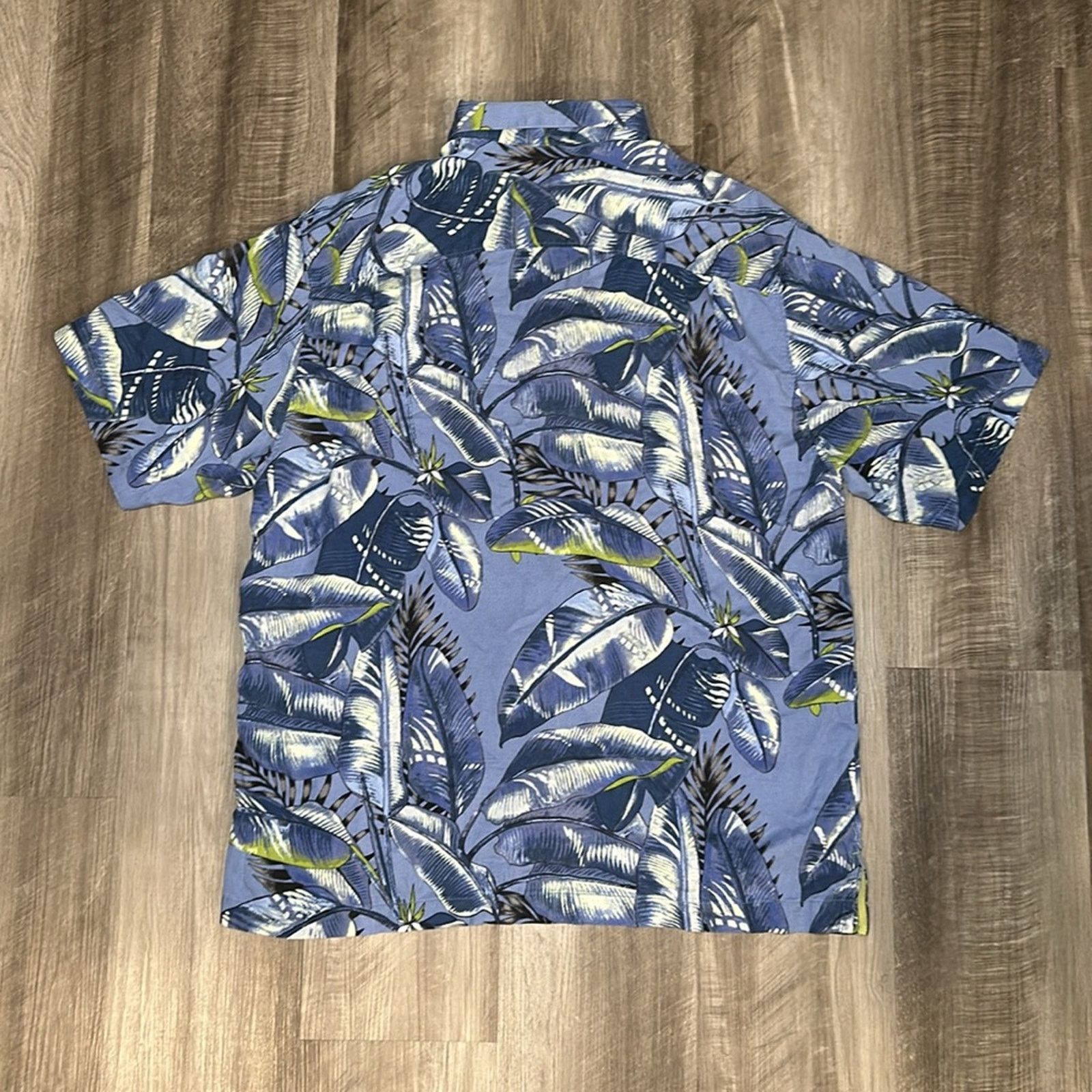 Tommy Bahama Tommy Bahama Original Fit Hawaiian Silk Short Sleeve - Large Size US L / EU 52-54 / 3 - 3 Thumbnail