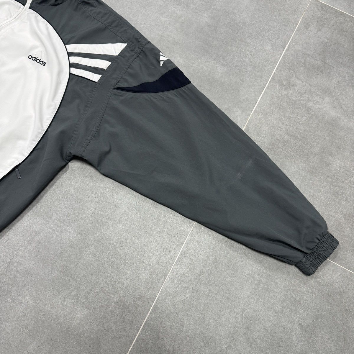 Adidas Vintage Adidas Track Suit Set Pants / Jacket 90s Men Size L Size US L / EU 52-54 / 3 - 8 Thumbnail
