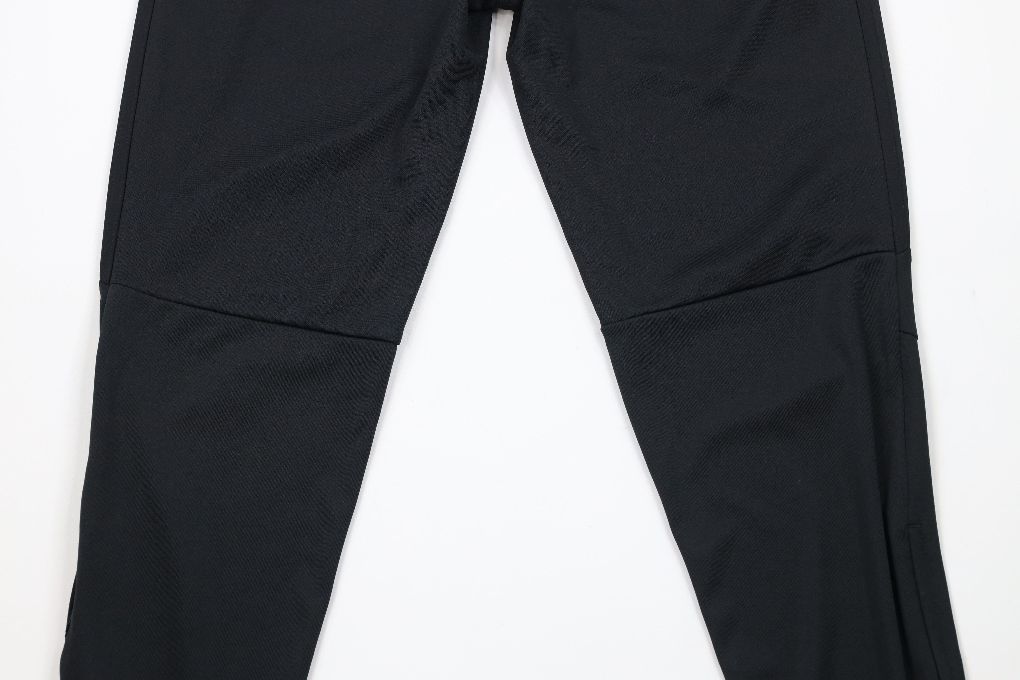 Adidas × Vintage Vintage Adidas Tapered Leg Soccer Warm Up Sweatpants Black Size US 34 / EU 50 - 11 Thumbnail